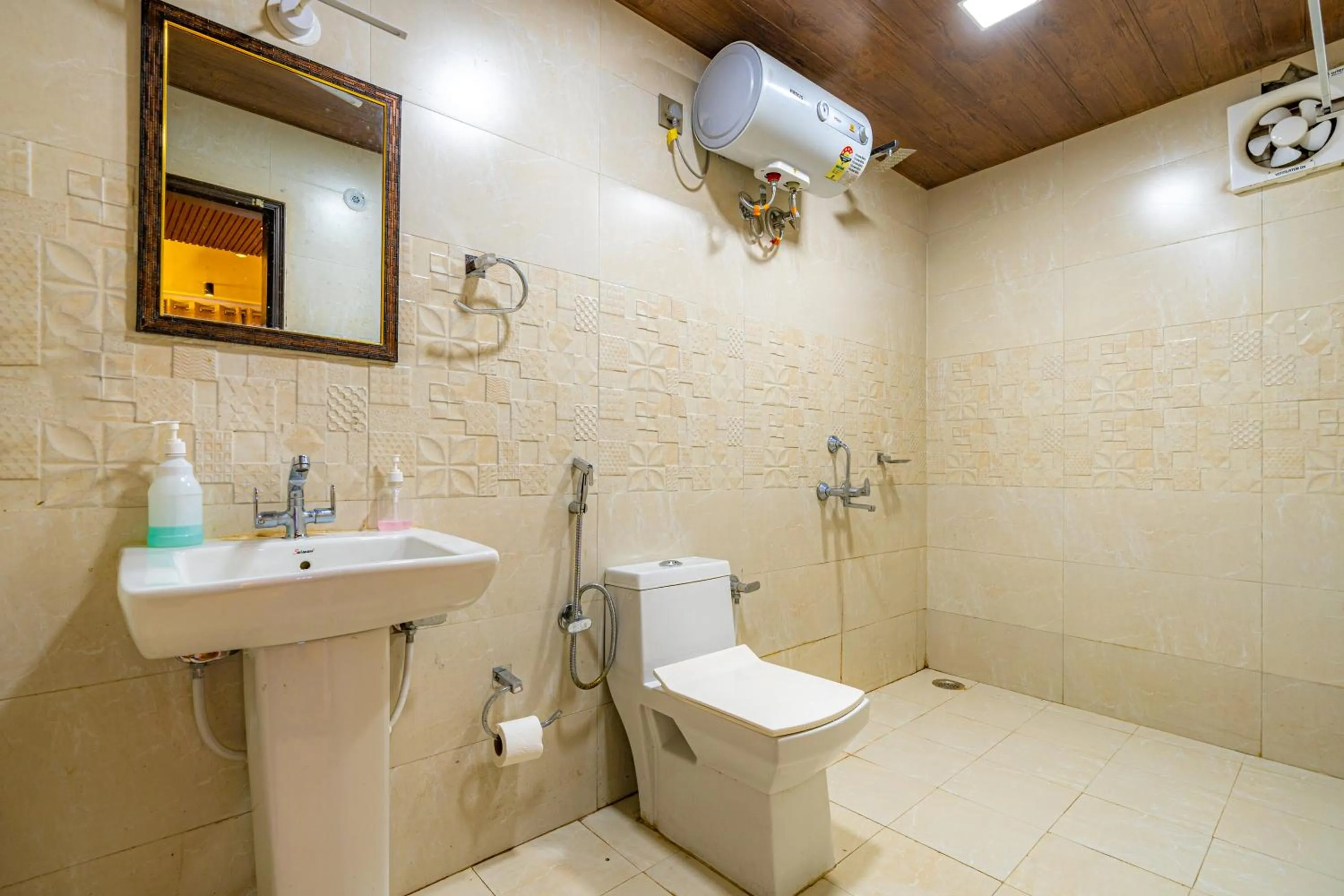 Shower in The Social Stays Mussoorie