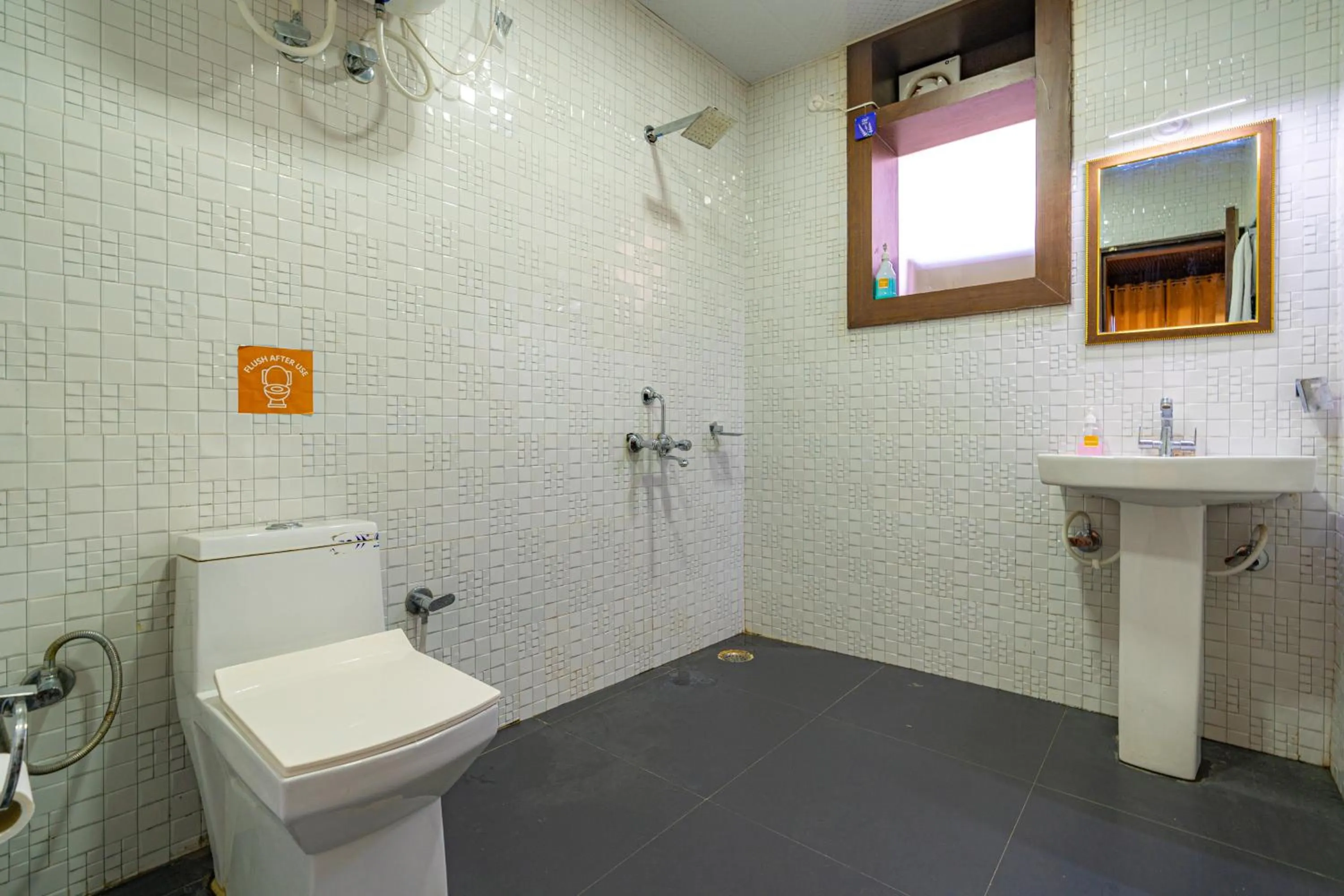 Shower in The Social Stays Mussoorie