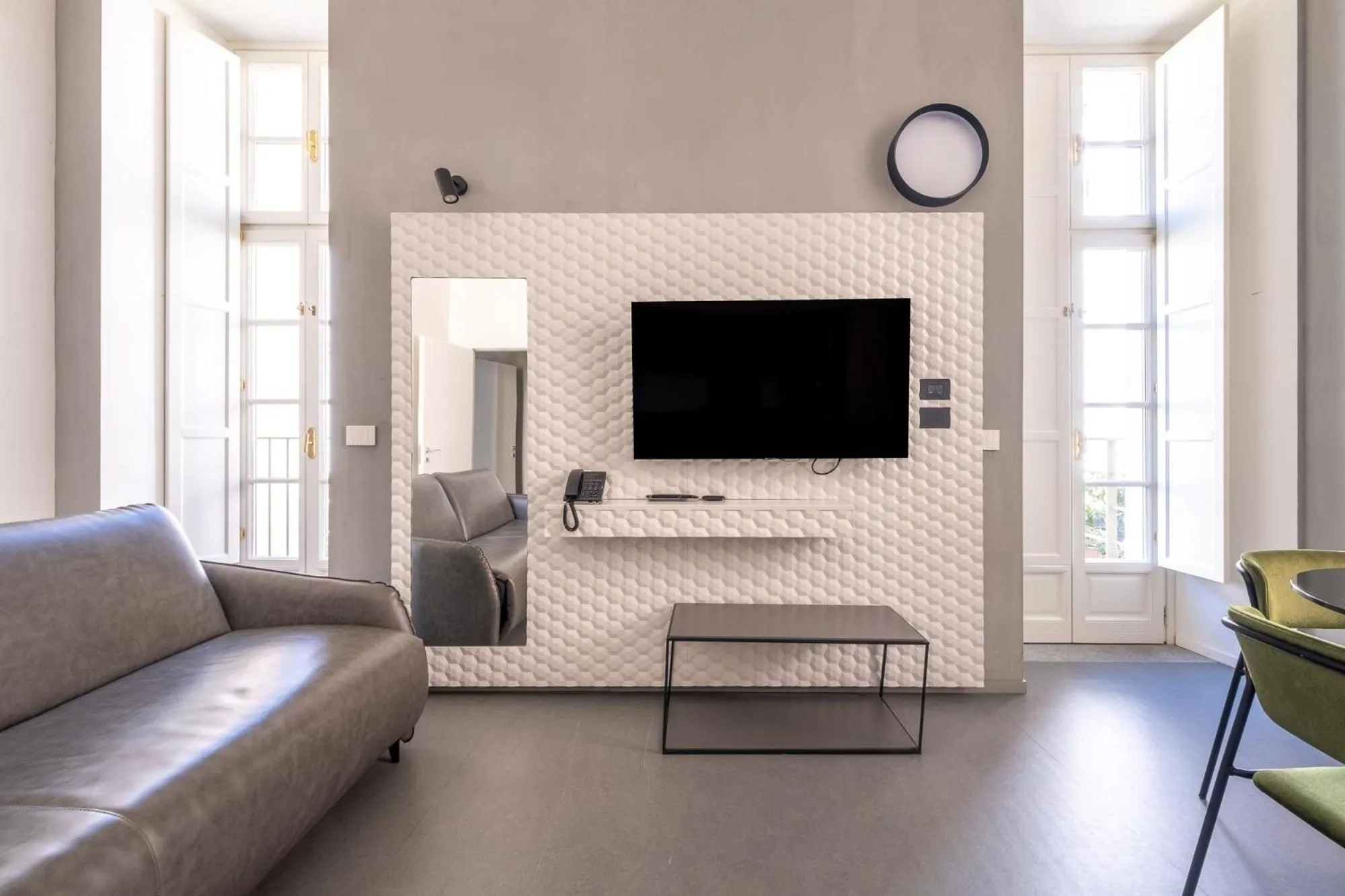 TV and multimedia in Oriana Homèl Torino