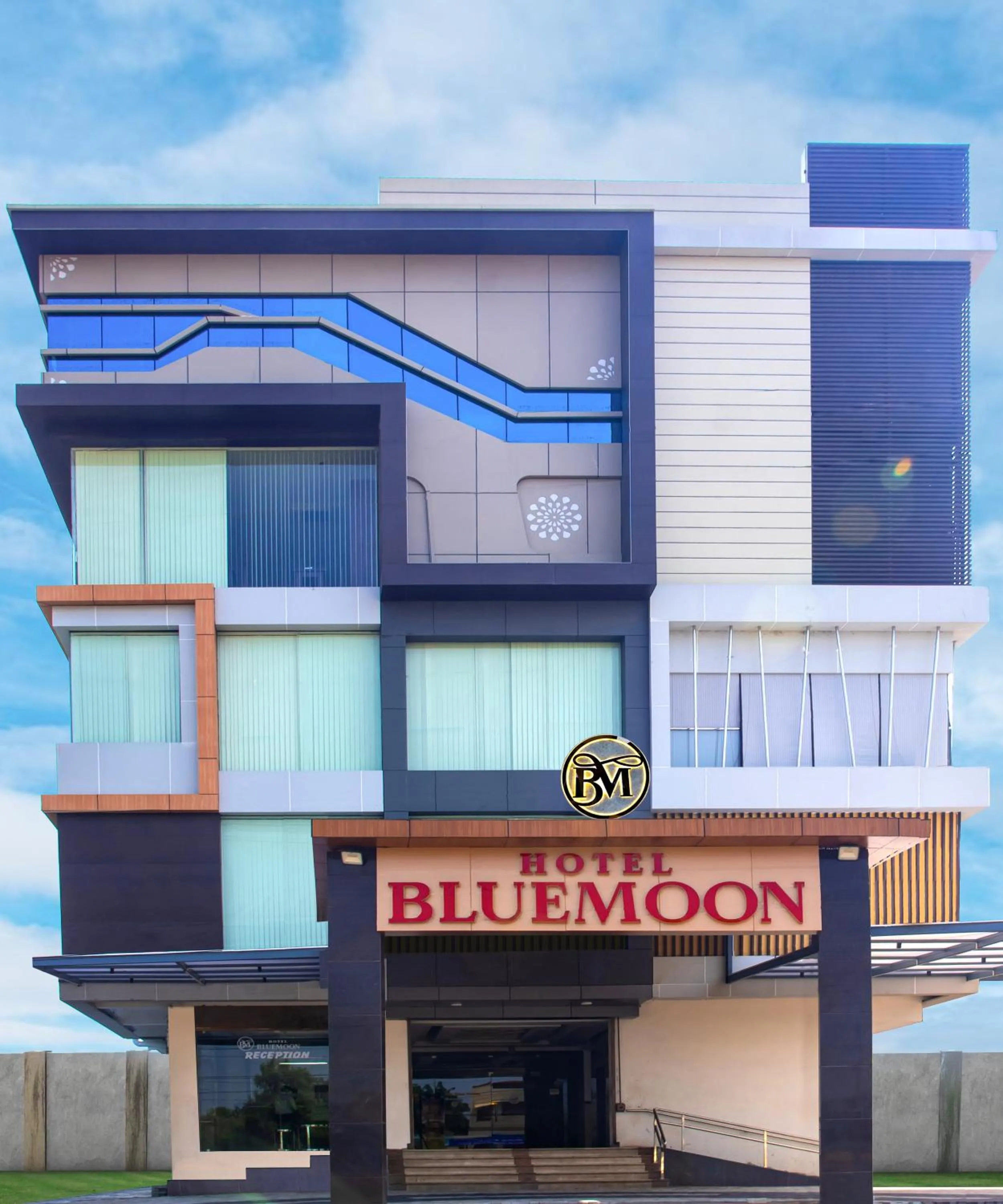 Property building in HOTEL BLUEMOON