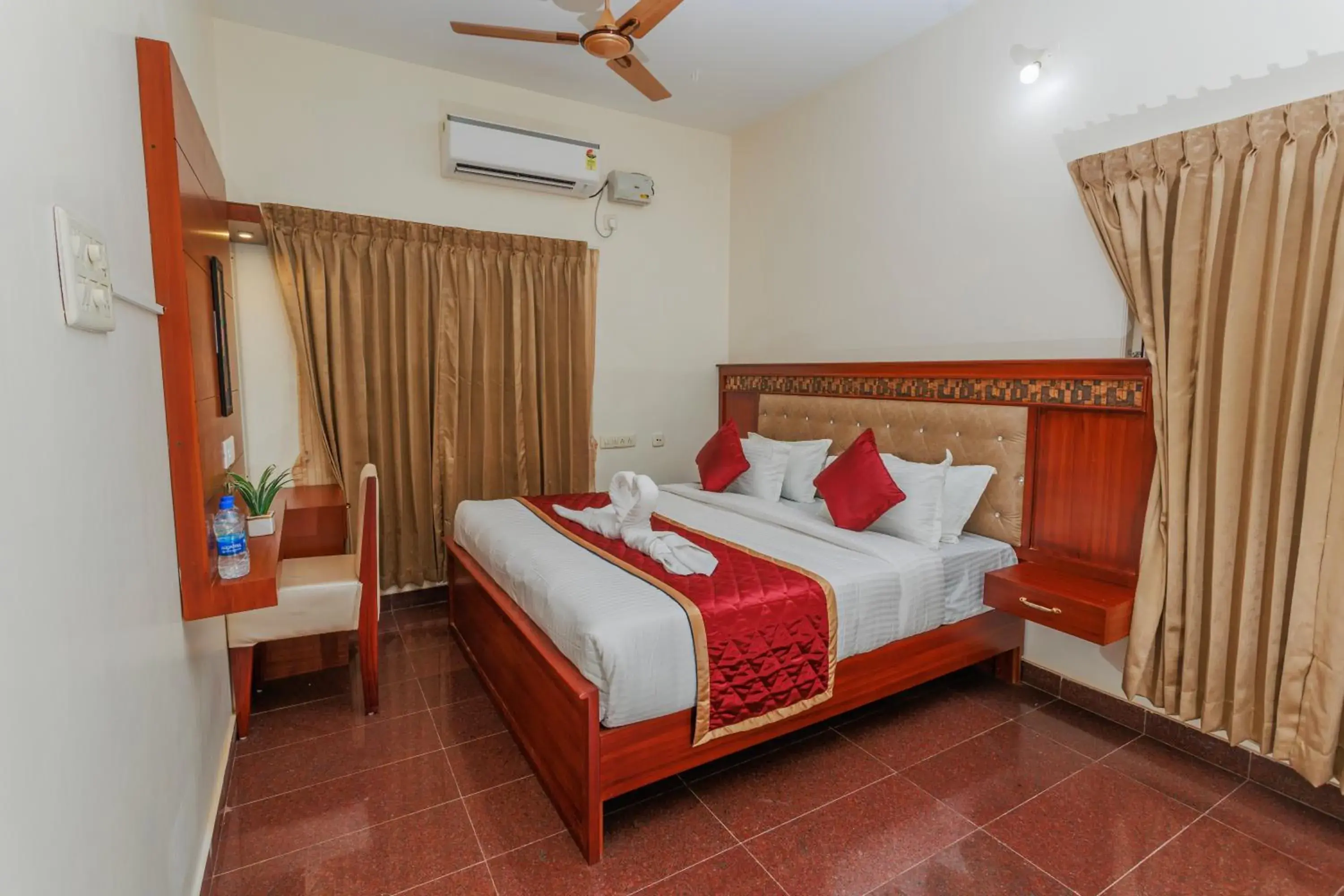 Two-Bedroom Suite - single occupancy - Annex in HOTEL BLUEMOON Two-Bedroom Suite - single occupancy - Annex in HOTEL BLUEMOON