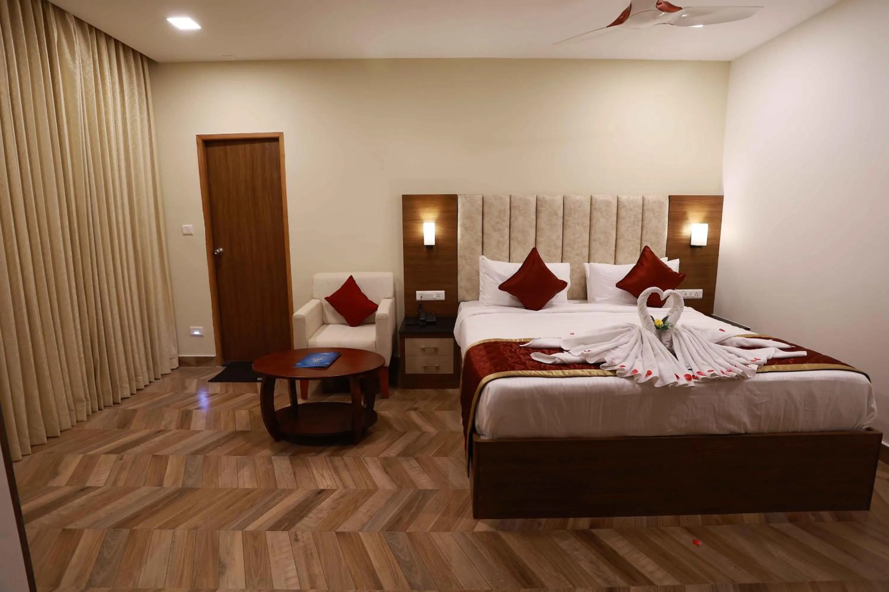 Bedroom, Bed in HOTEL BLUEMOON