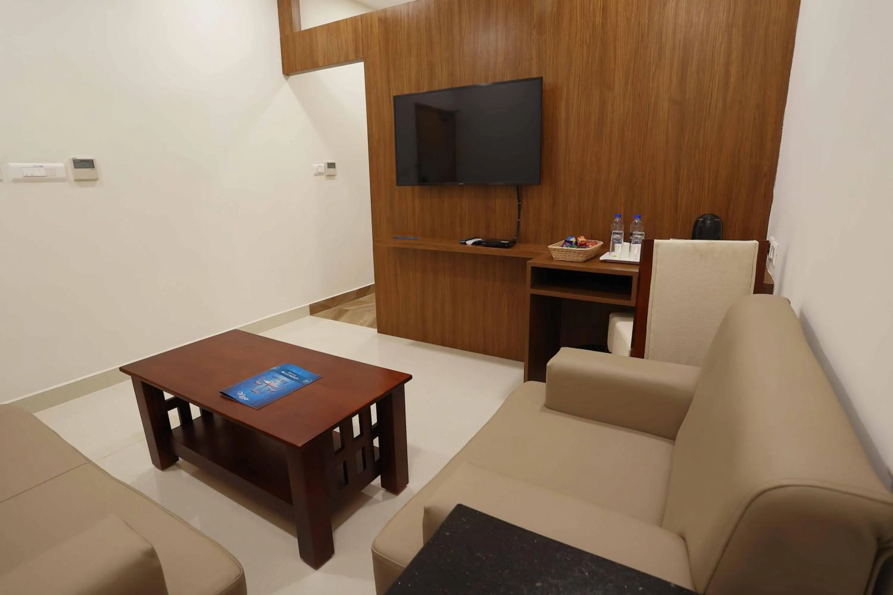 Living room in HOTEL BLUEMOON