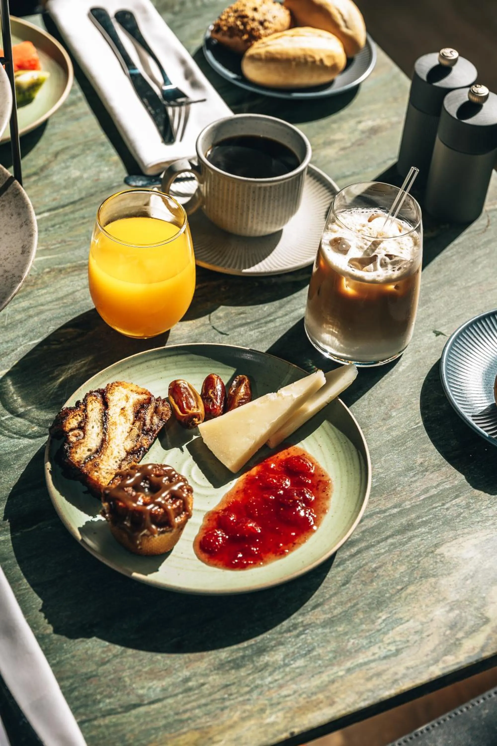 Restaurant/places to eat in M Boutique Hotel - Designed for Adults