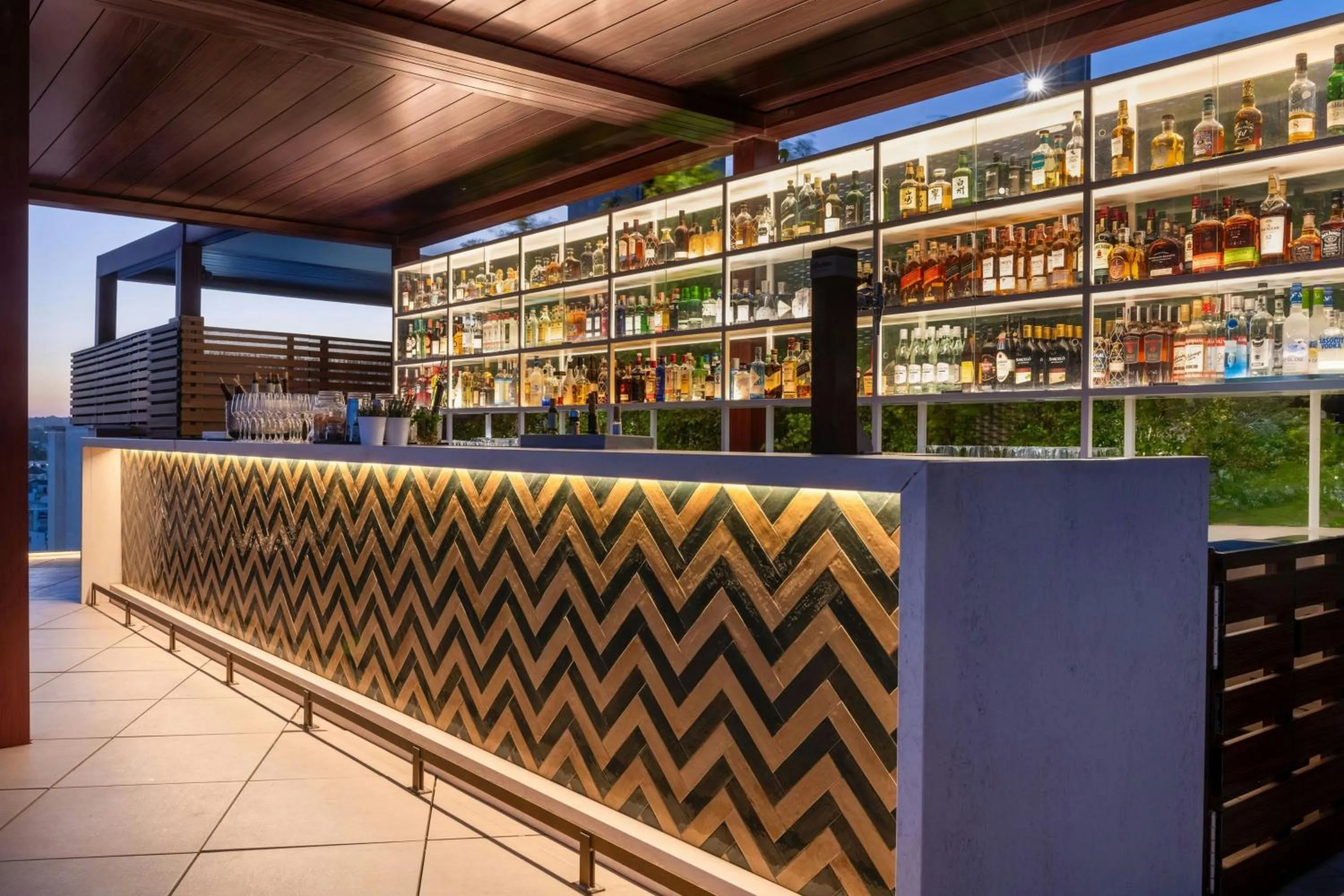 Lounge or bar in Querencia de Sevilla, Autograph Collection