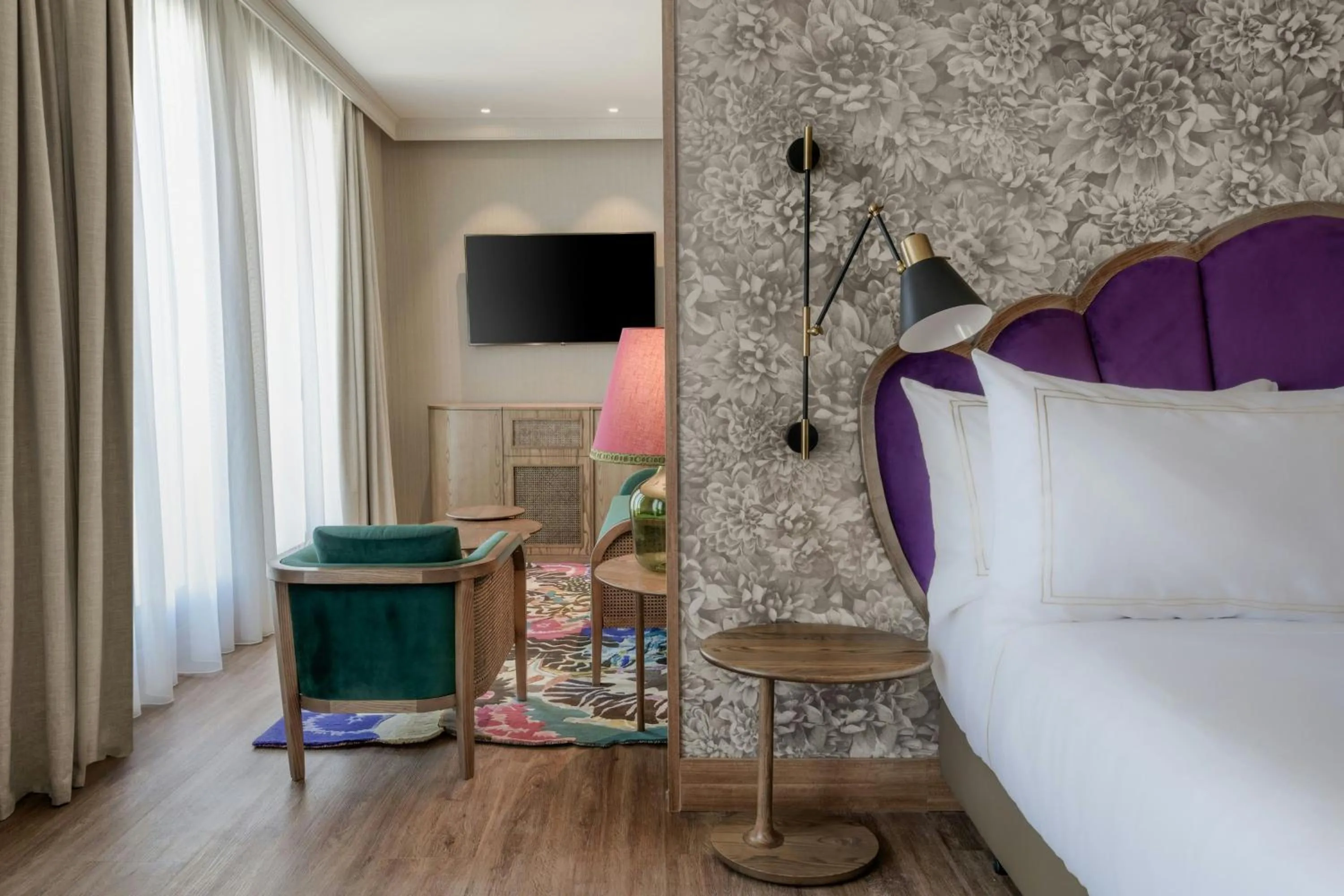 Photo of the whole room, Bed in Querencia de Sevilla, Autograph Collection