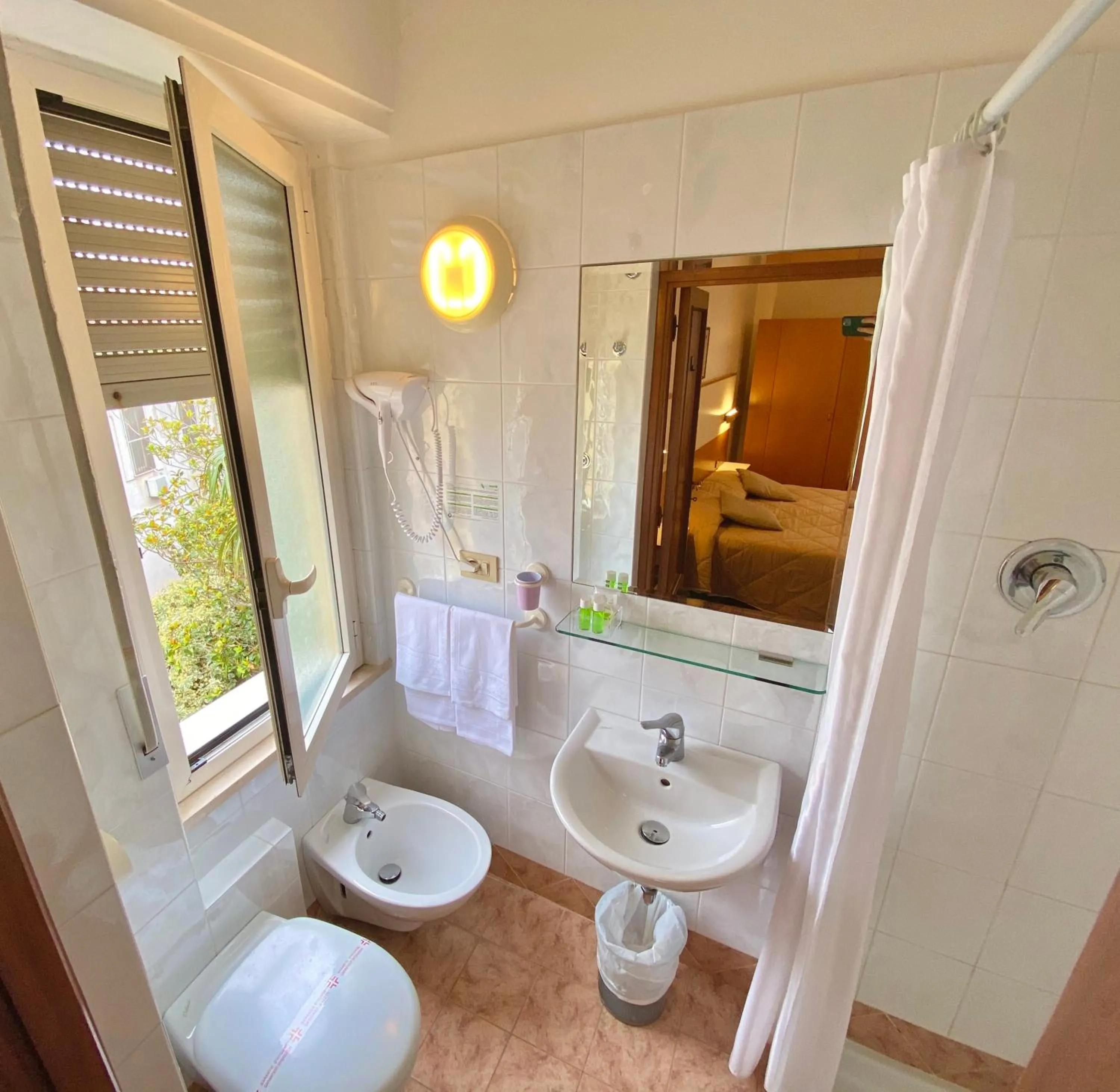 Shower in Hotel Signa