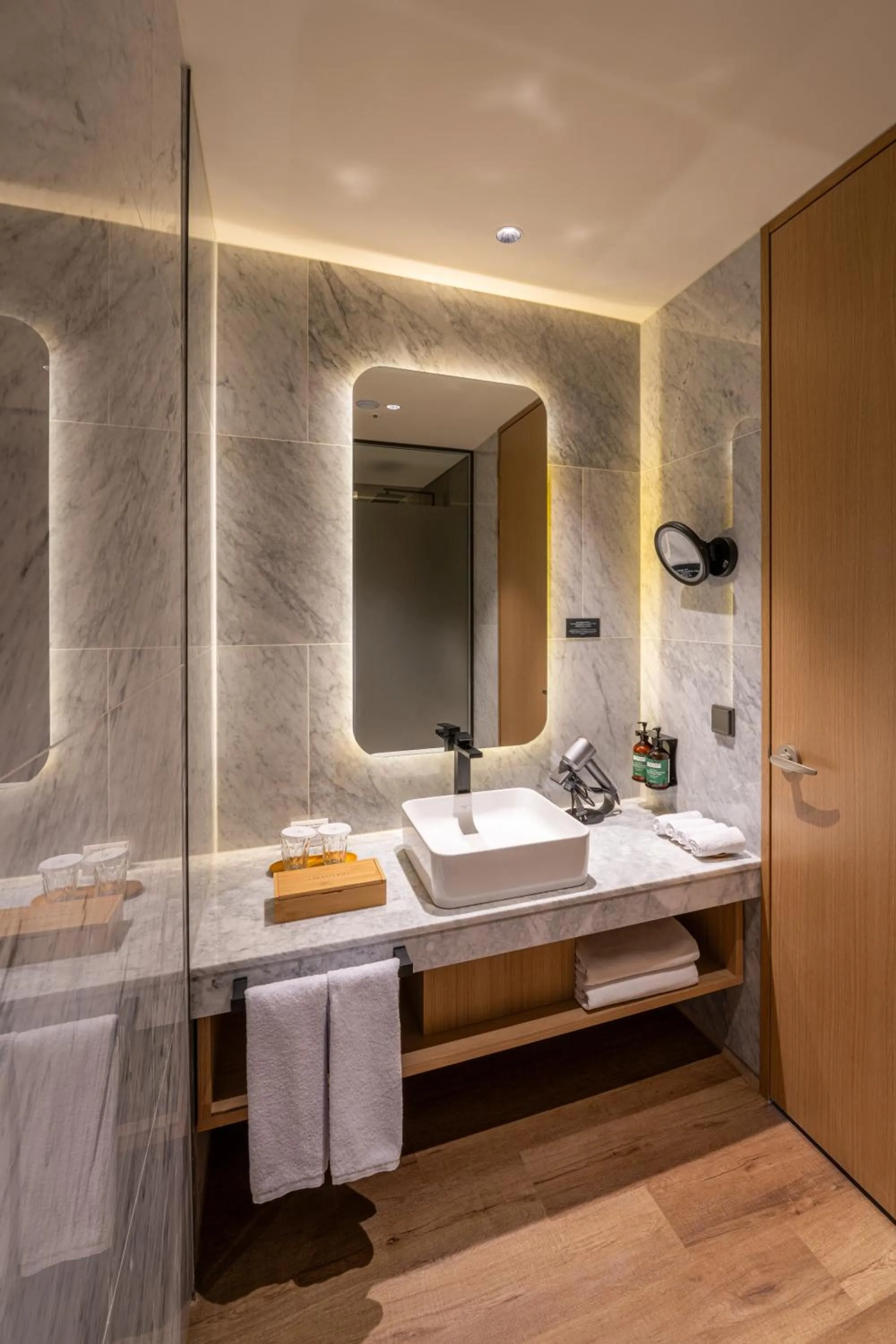 Bathroom, Bed in voco Seoul Gangnam by IHG