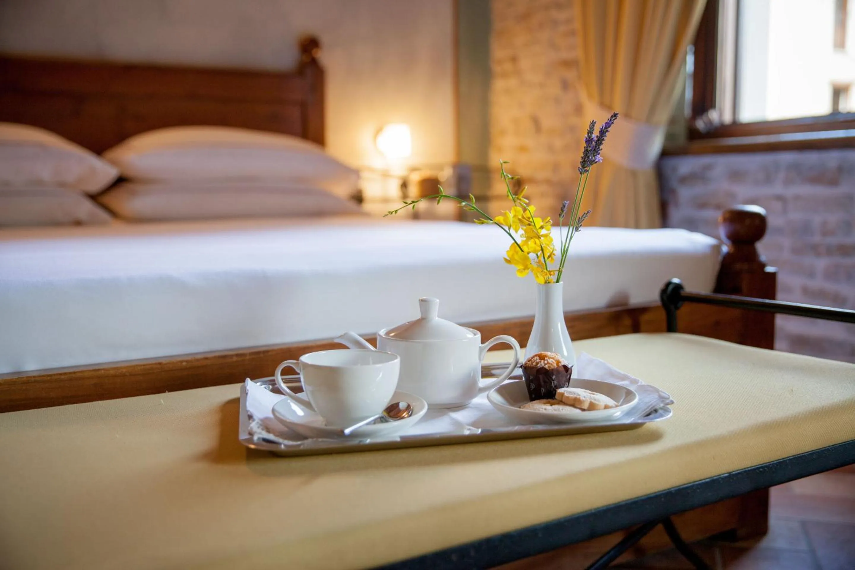 Photo of the whole room, Bed in Relais Montemarino