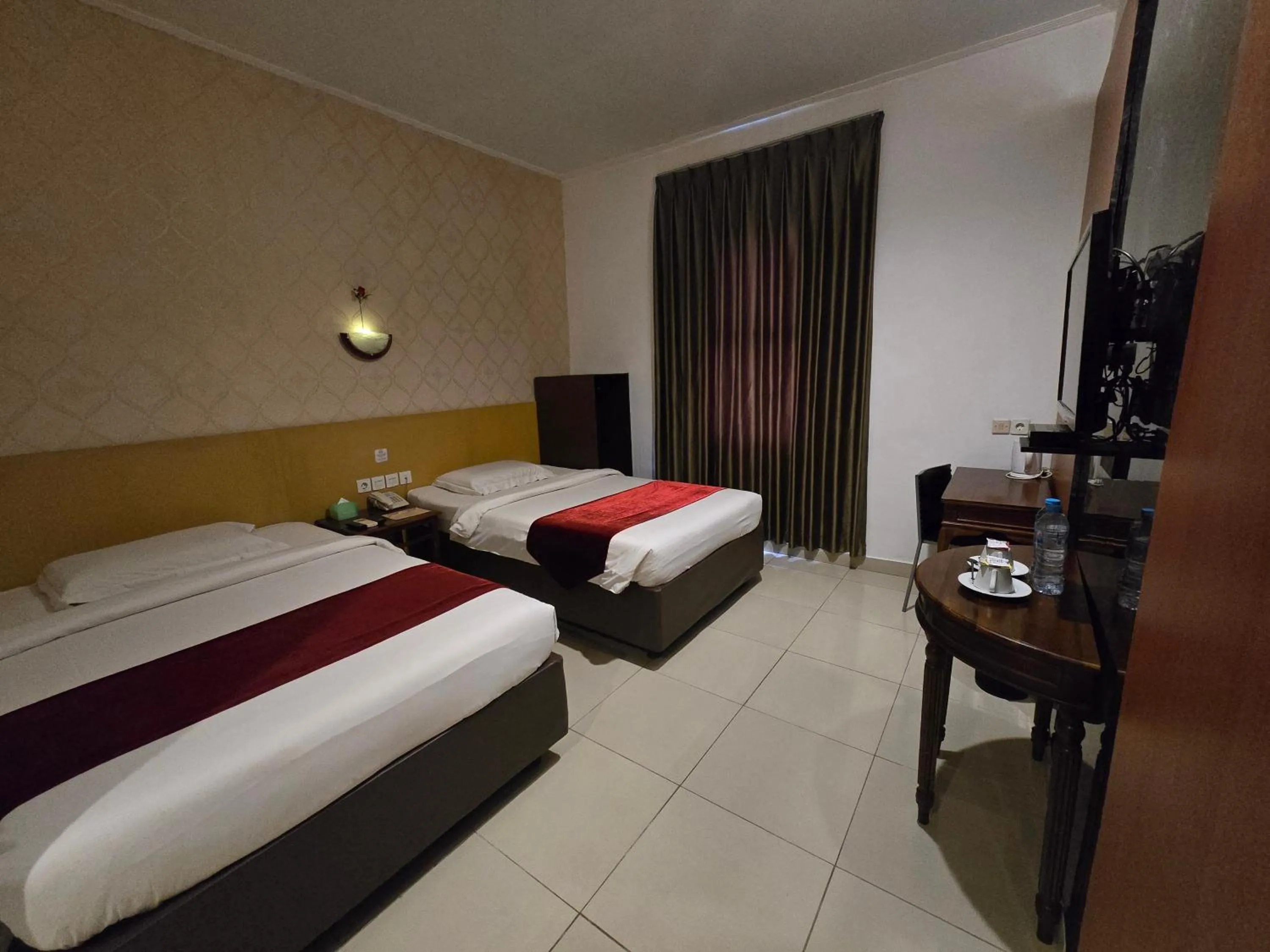 Bedroom, Bed in Marilyn Hotel Serpong