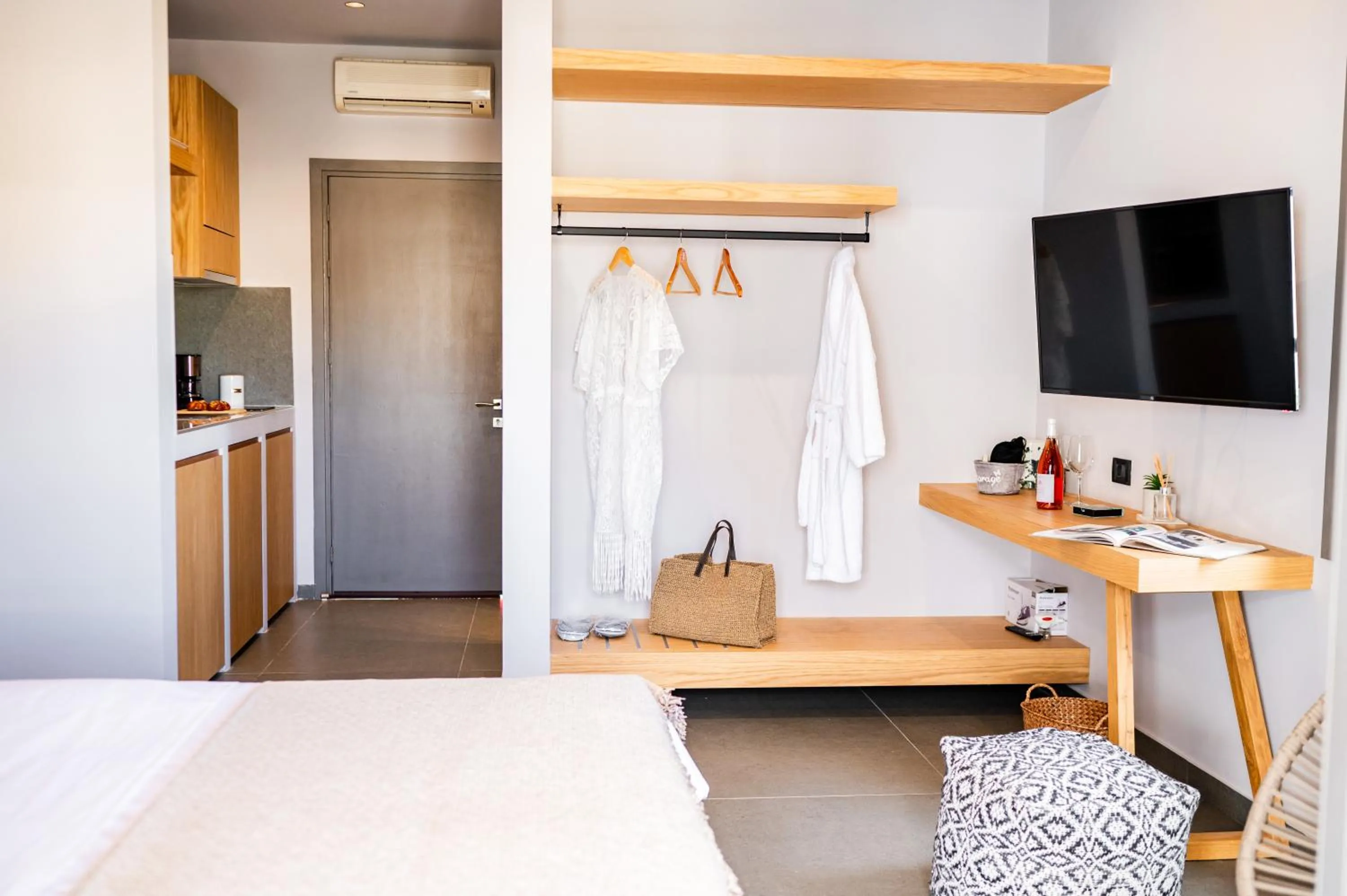 Bedroom in ANDROMEDA