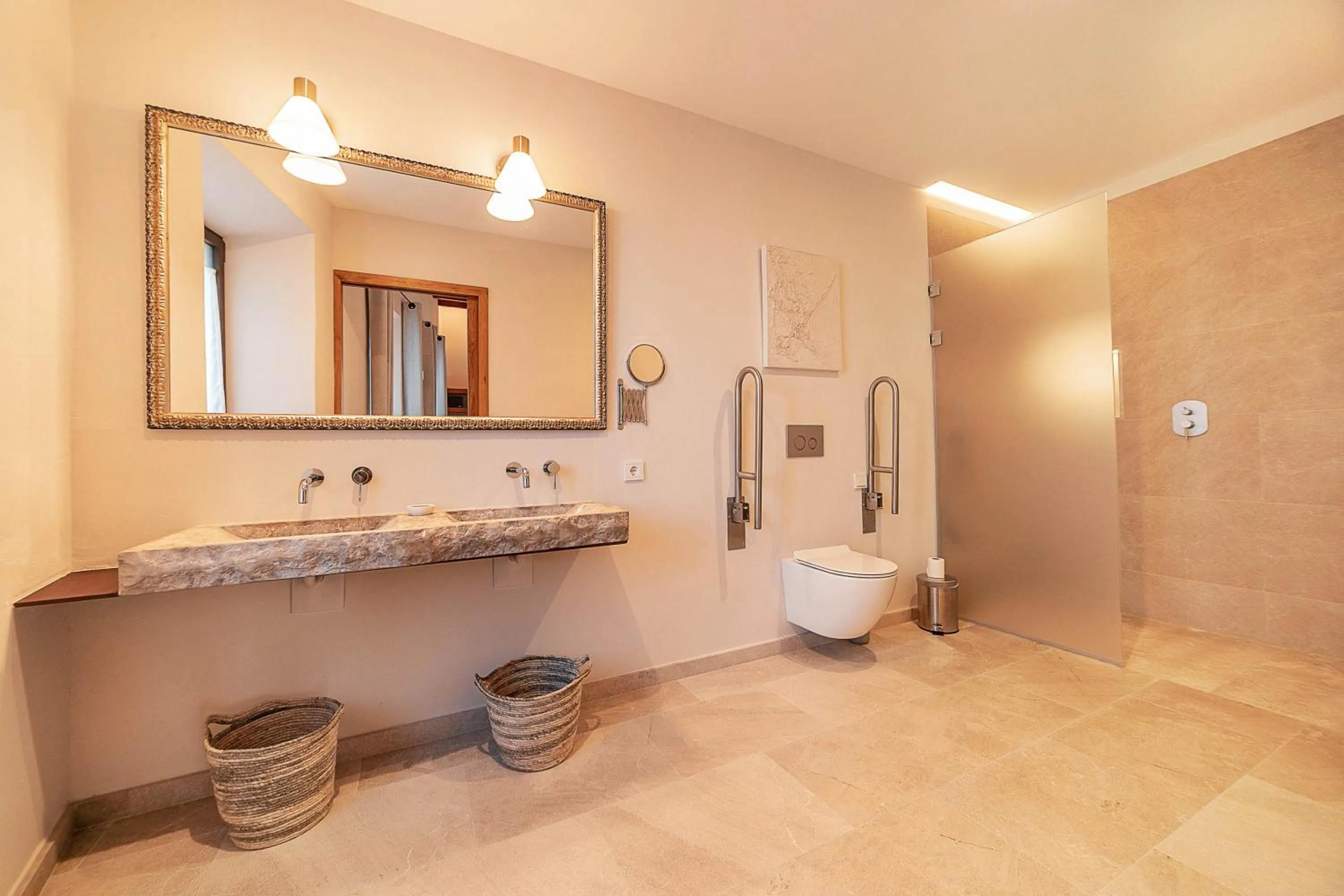 Bathroom in Ōrigins Hotel Boutique - Adults Only