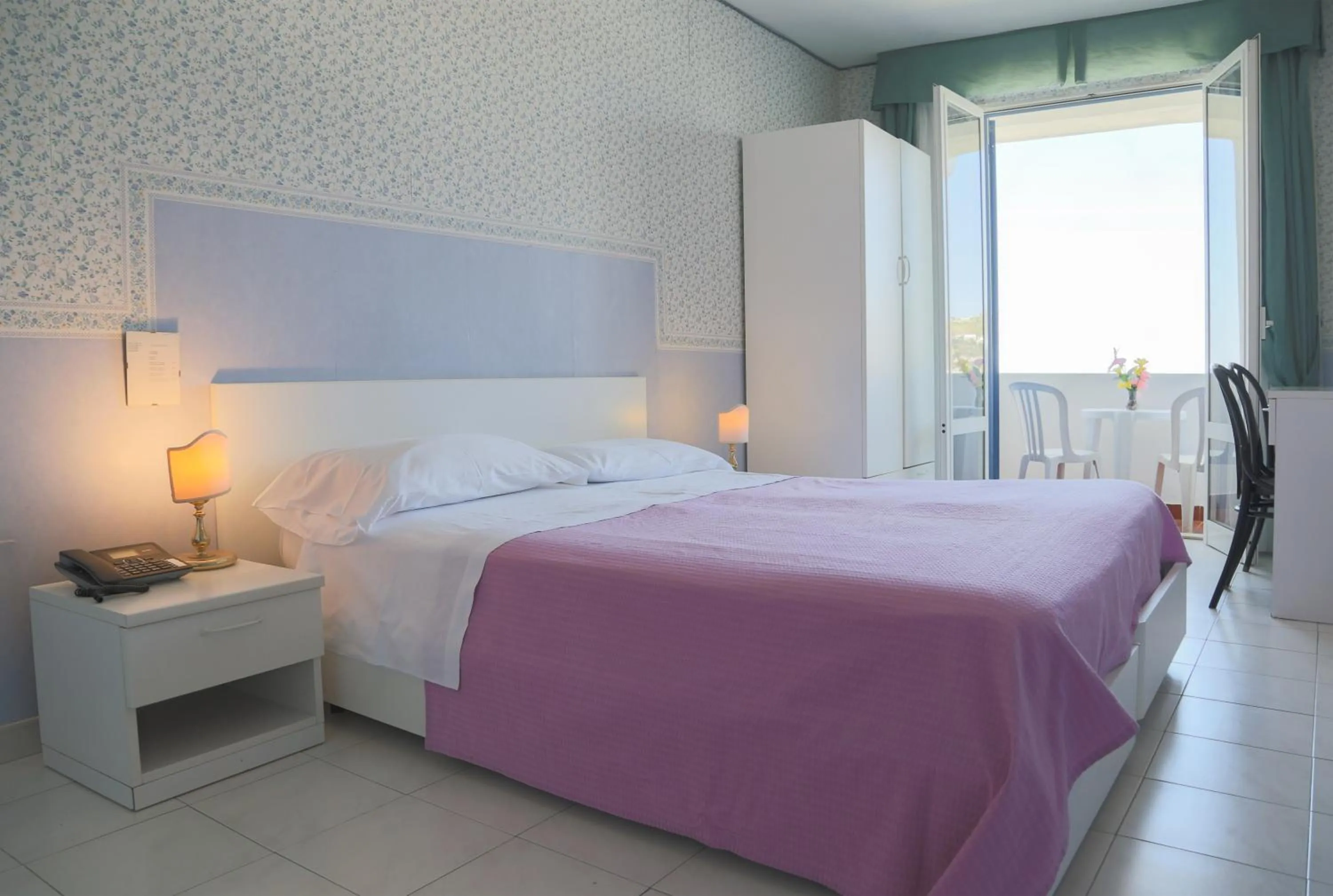 Photo of the whole room, Bed in Hotel Loreley