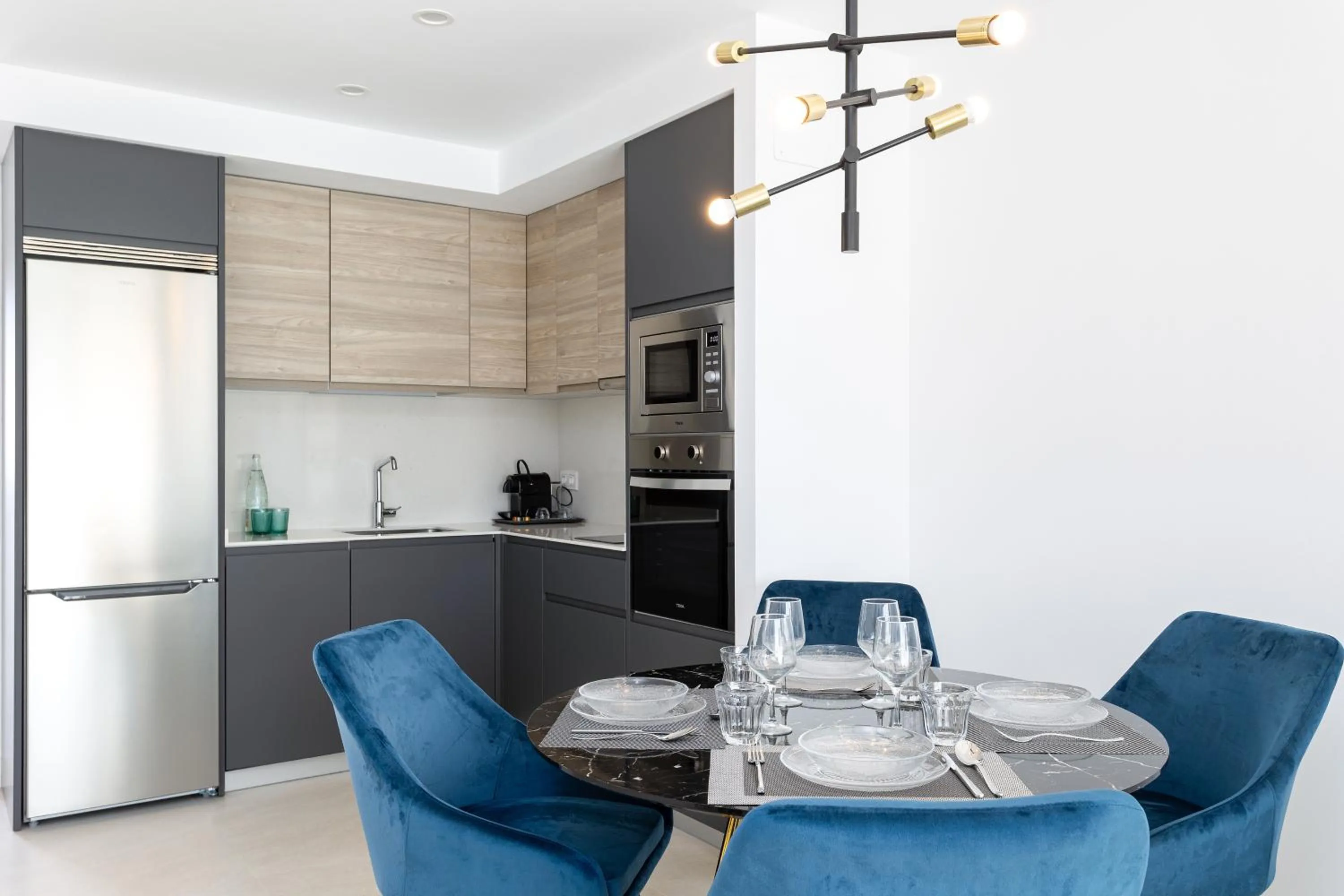 Kitchen or kitchenette in Caleyro Boutique Apartments - "Parking incluido"