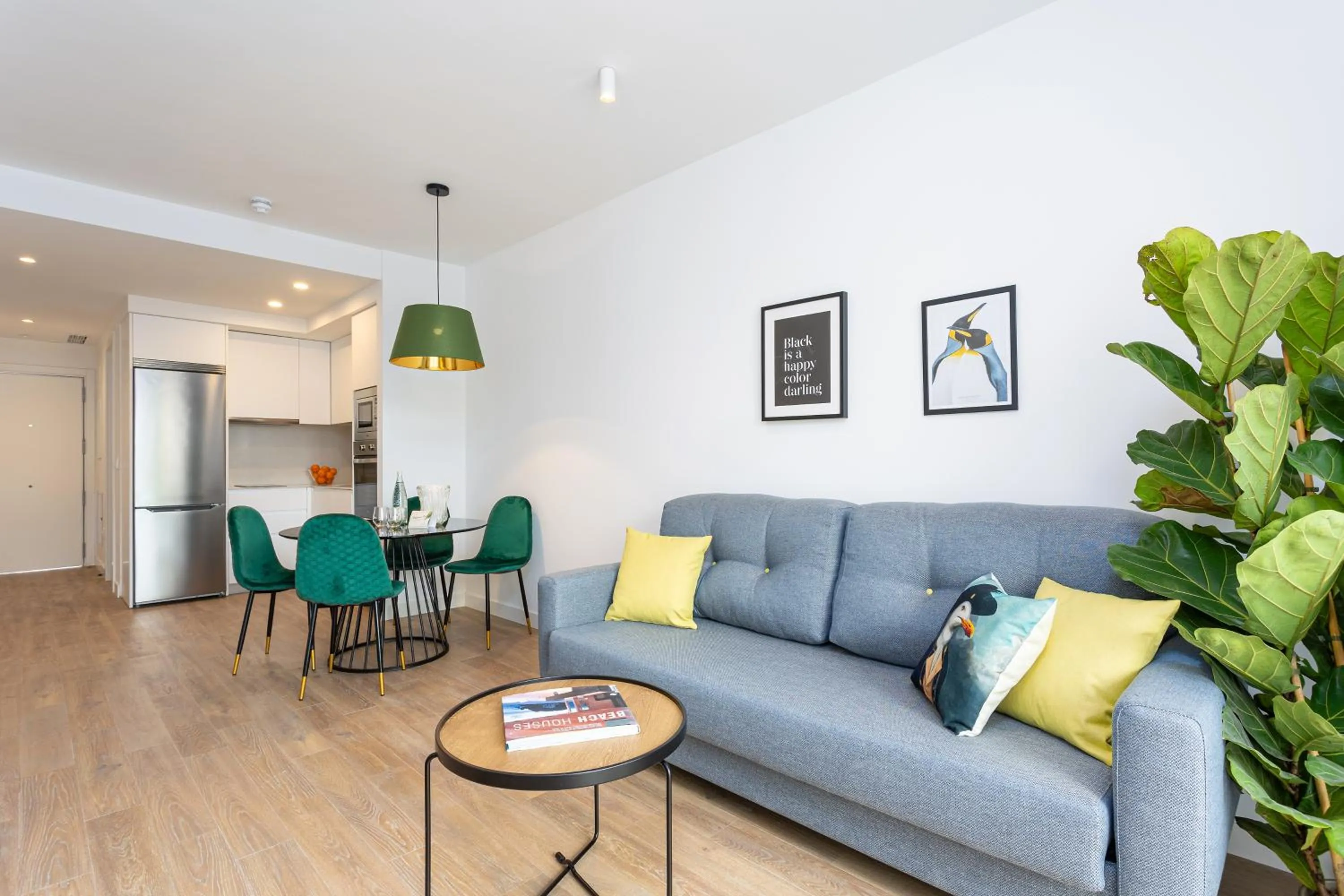 TV and multimedia in Caleyro Boutique Apartments - "Parking incluido"