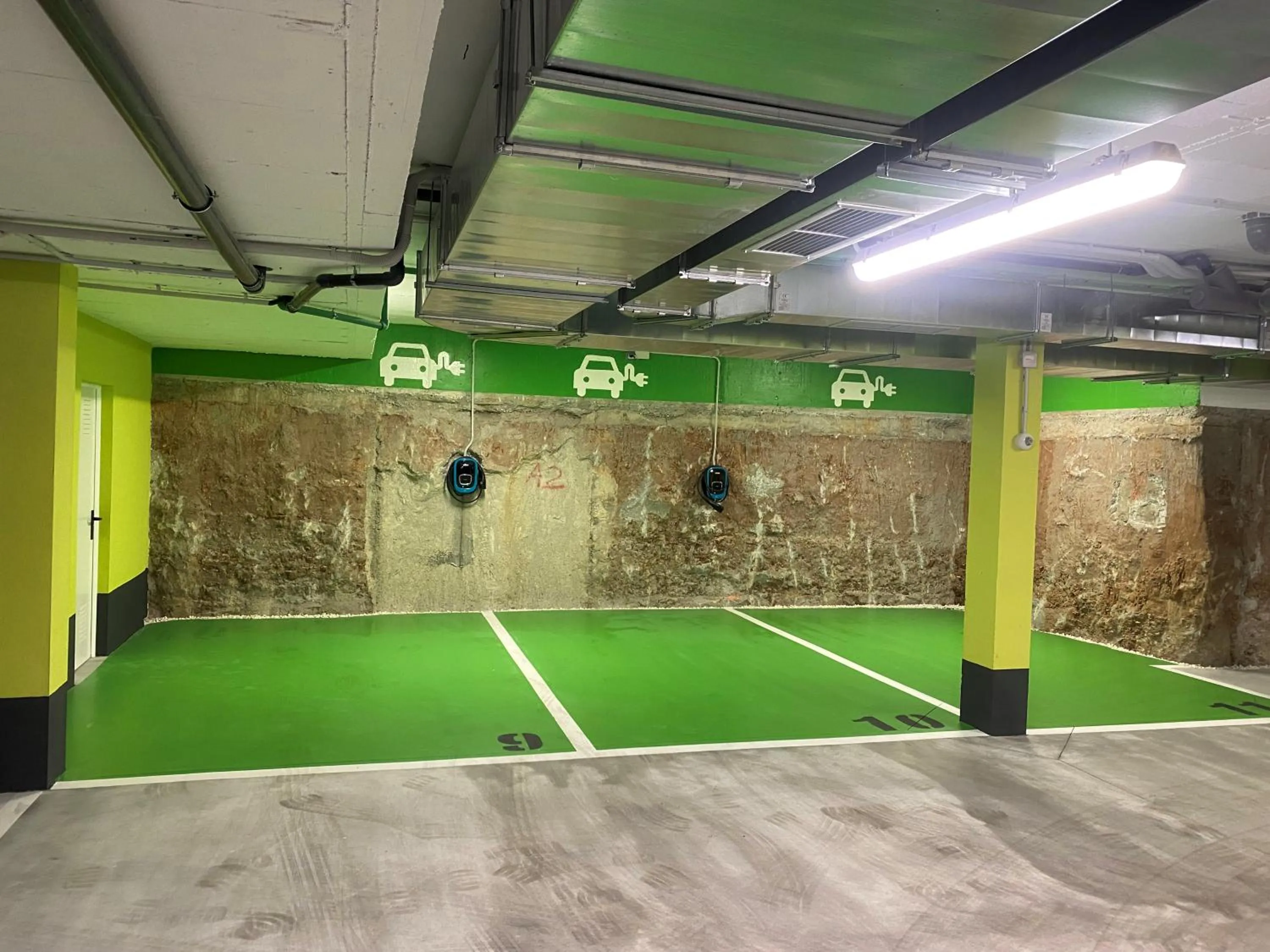 Parking in Caleyro Boutique Apartments - "Parking incluido"