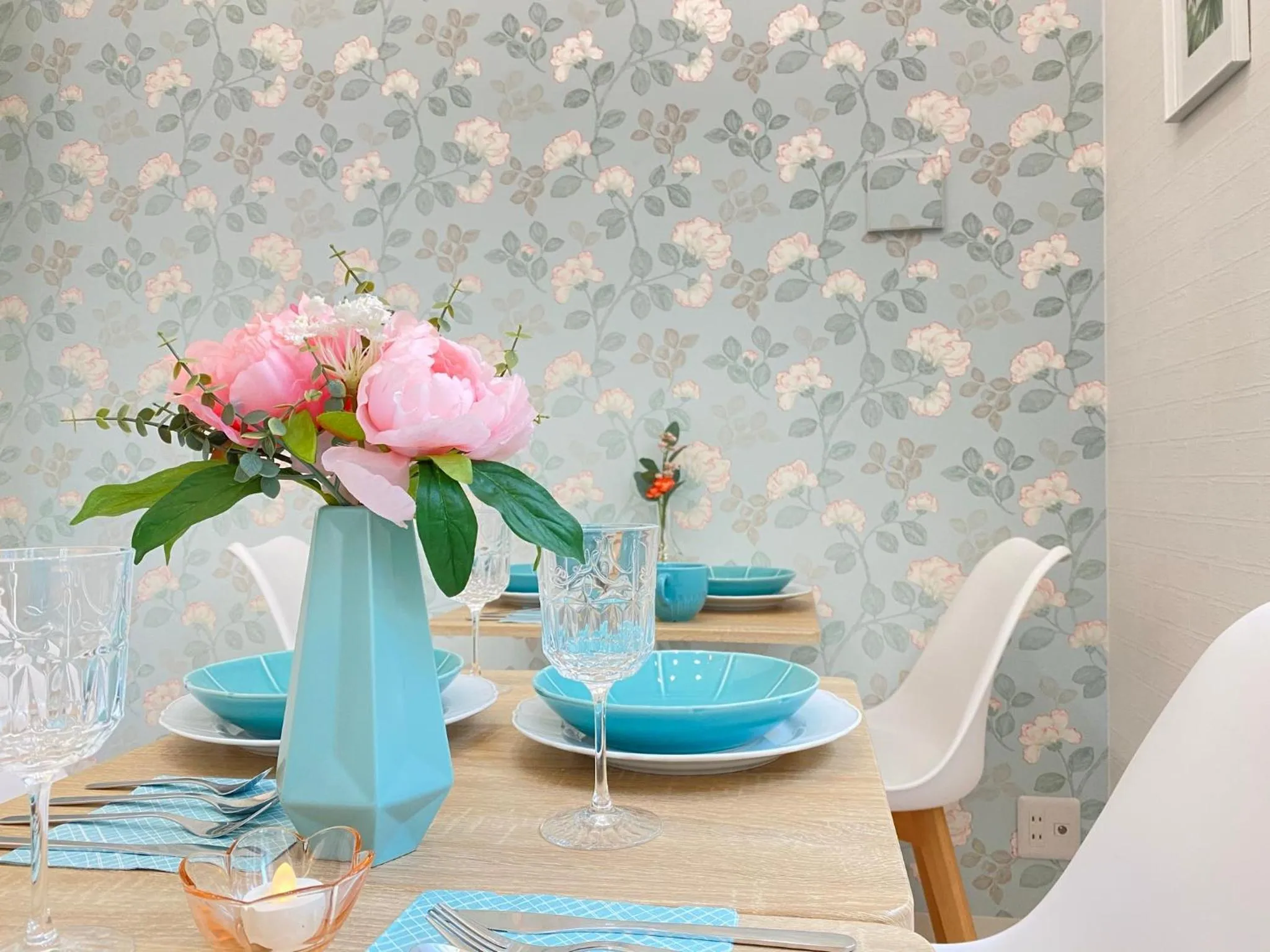 K.K.House in Osaka（まるまる一棟貸し切り）