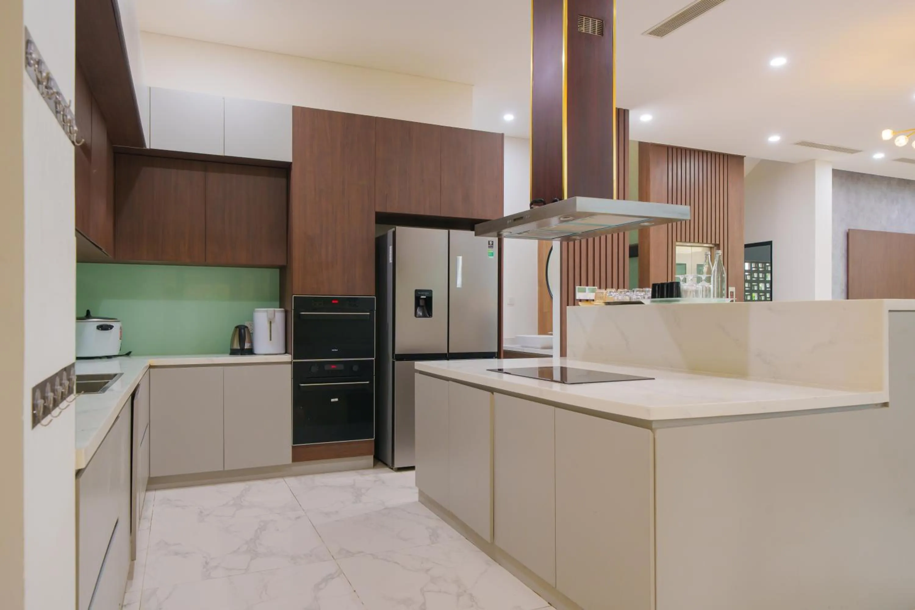 Kitchen or kitchenette in Cami Riverside Resort Da Nang