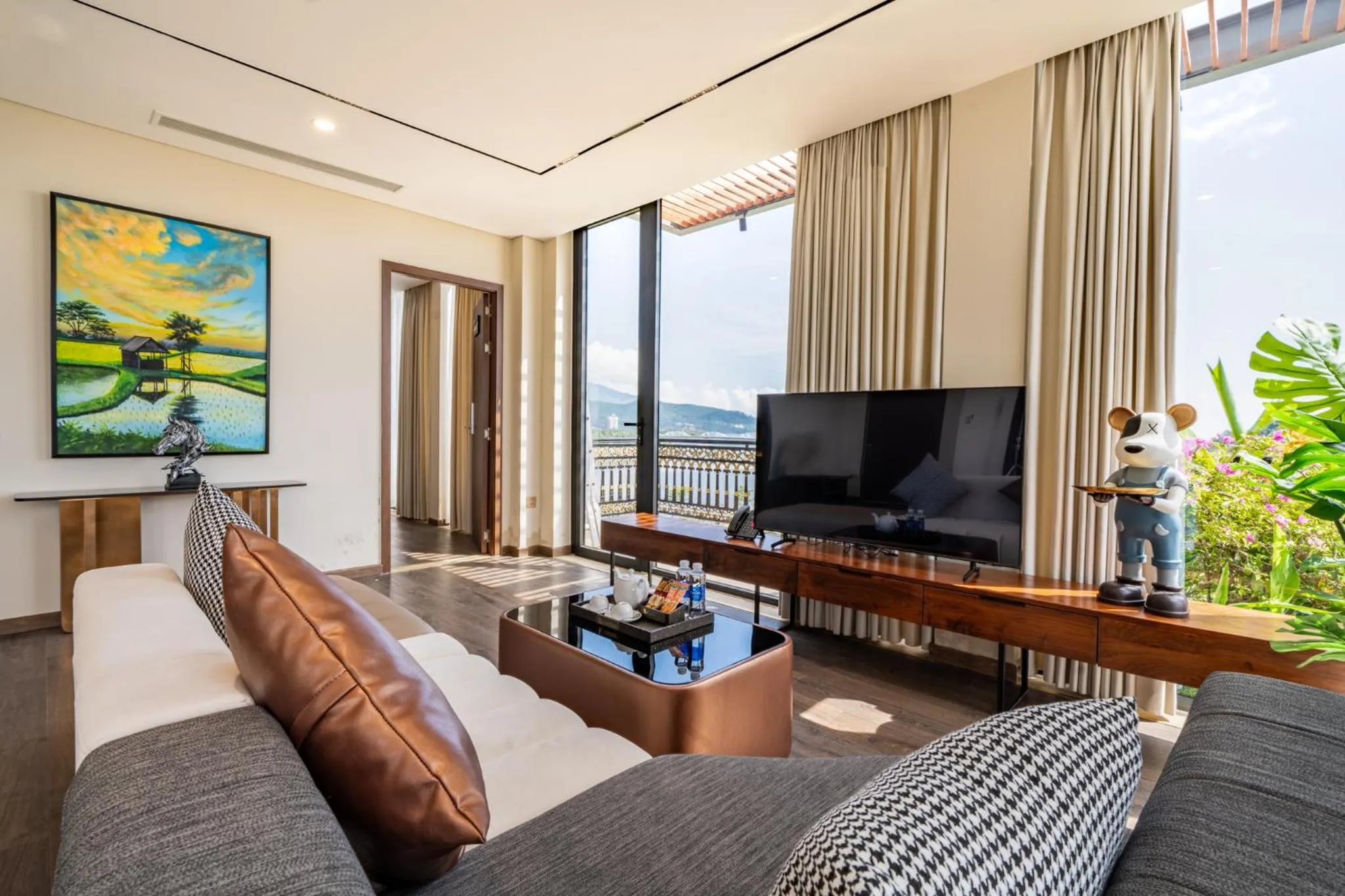 TV and multimedia in Cami Riverside Resort Da Nang