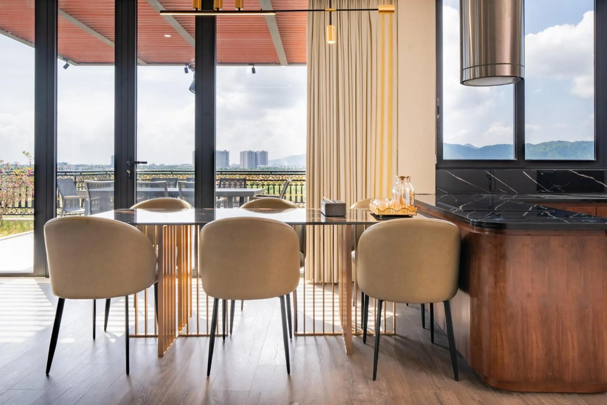 Dining area in Cami Riverside Resort Da Nang