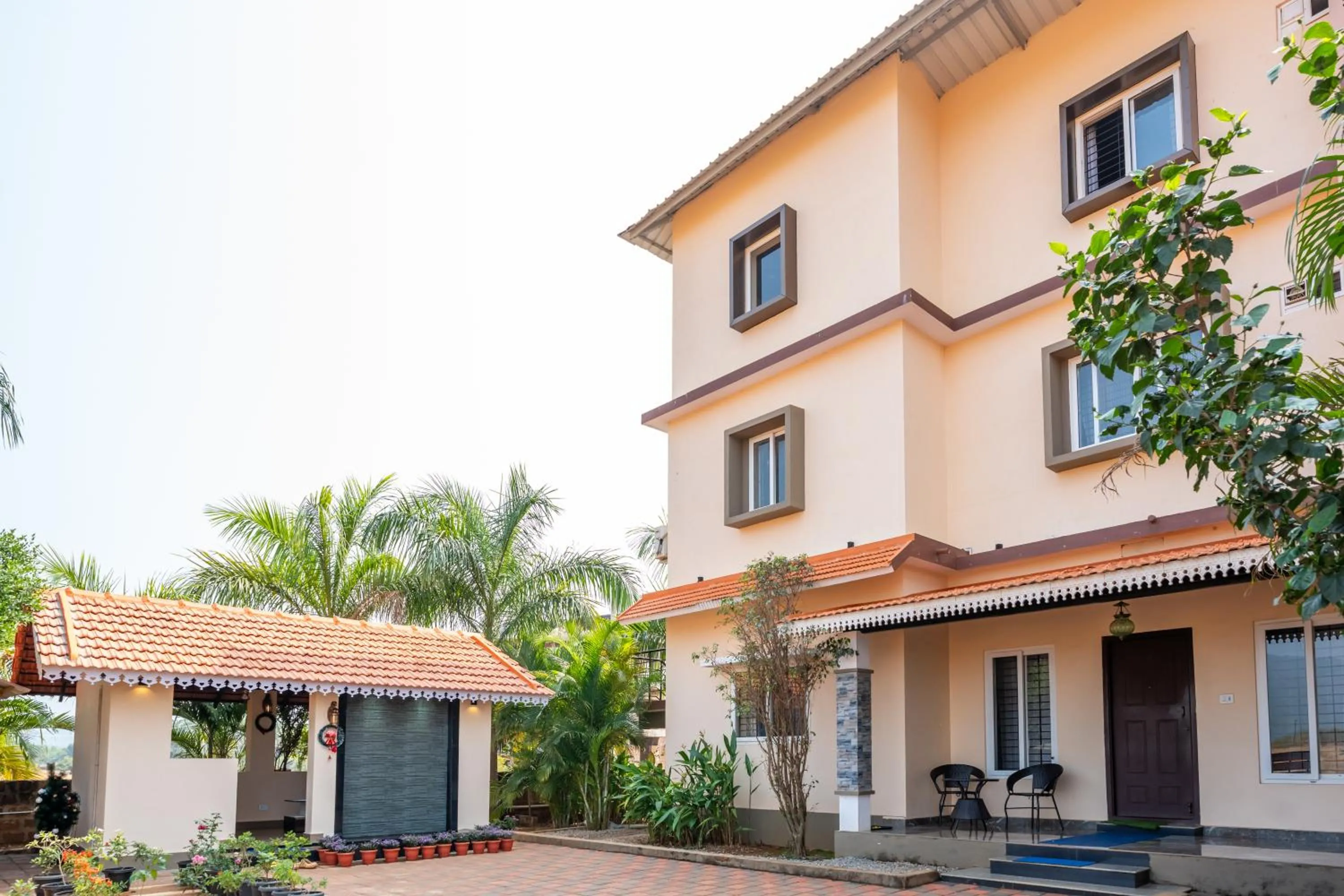 Coastal Pearl Home Stay, Private Rooms & Villas Murudeshwar