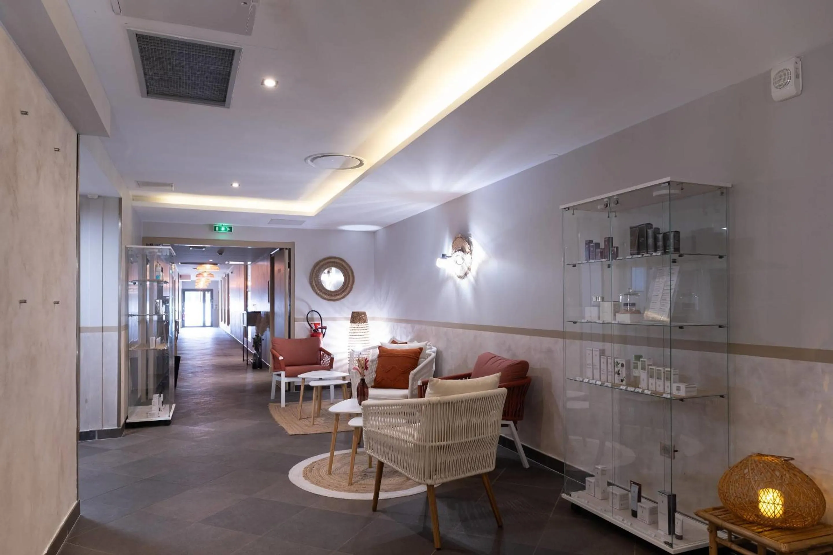 Spa and wellness centre/facilities in Zenitude Hotel La Valadière, Ascend Hotel Collection
