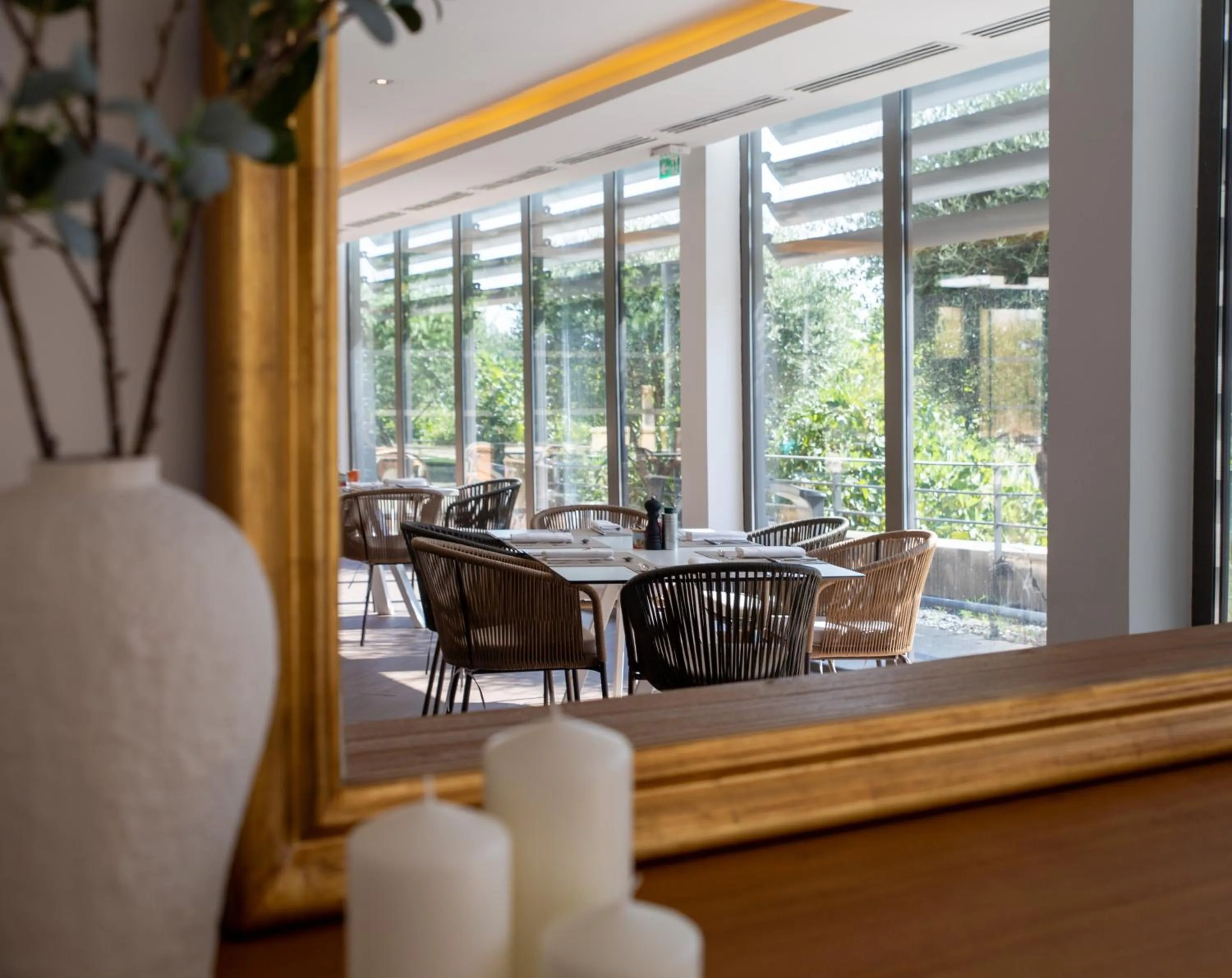 Restaurant/places to eat in Zenitude Hotel La Valadière, Ascend Hotel Collection