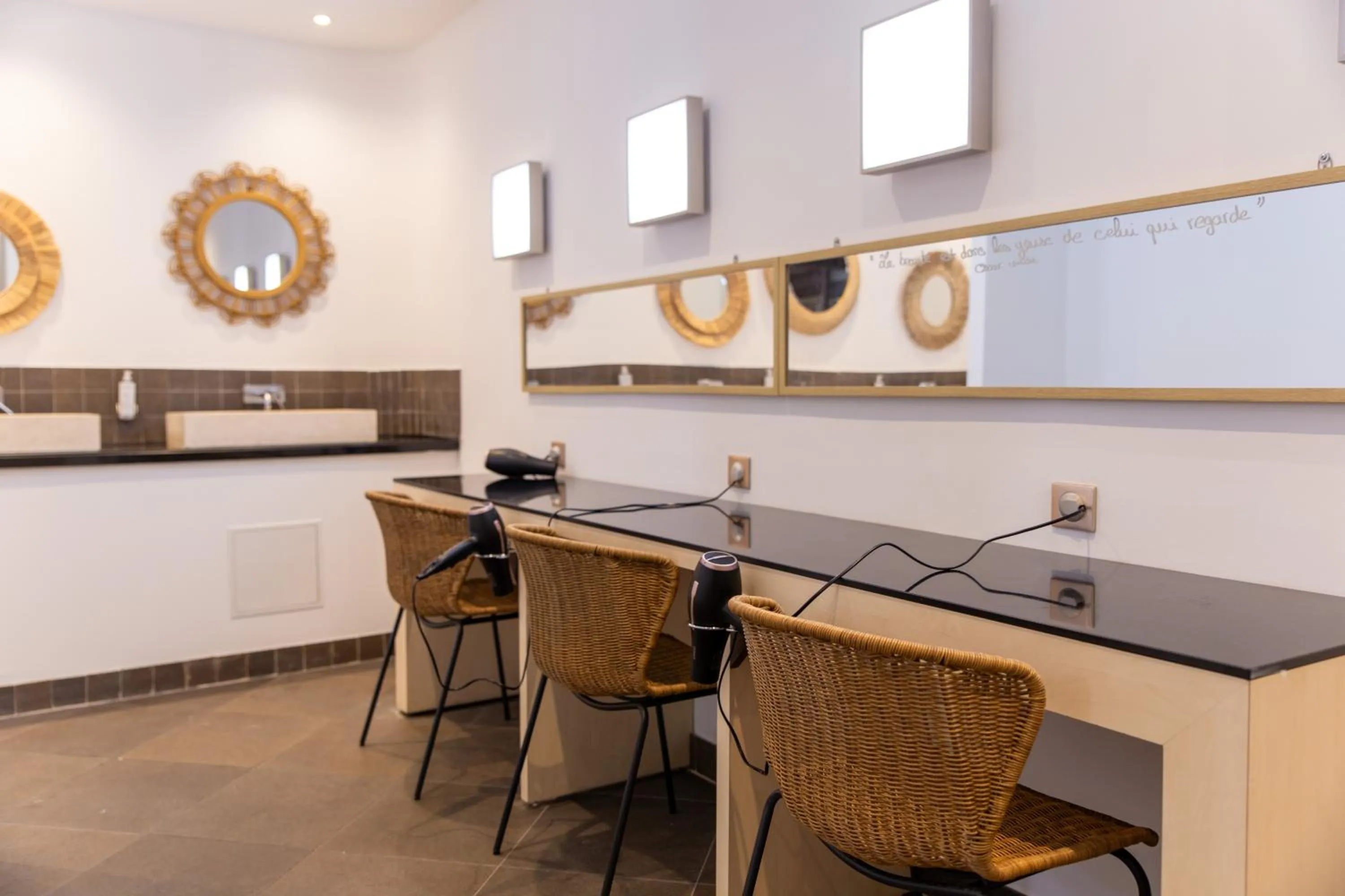 Spa and wellness centre/facilities in Zenitude Hotel La Valadière, Ascend Hotel Collection