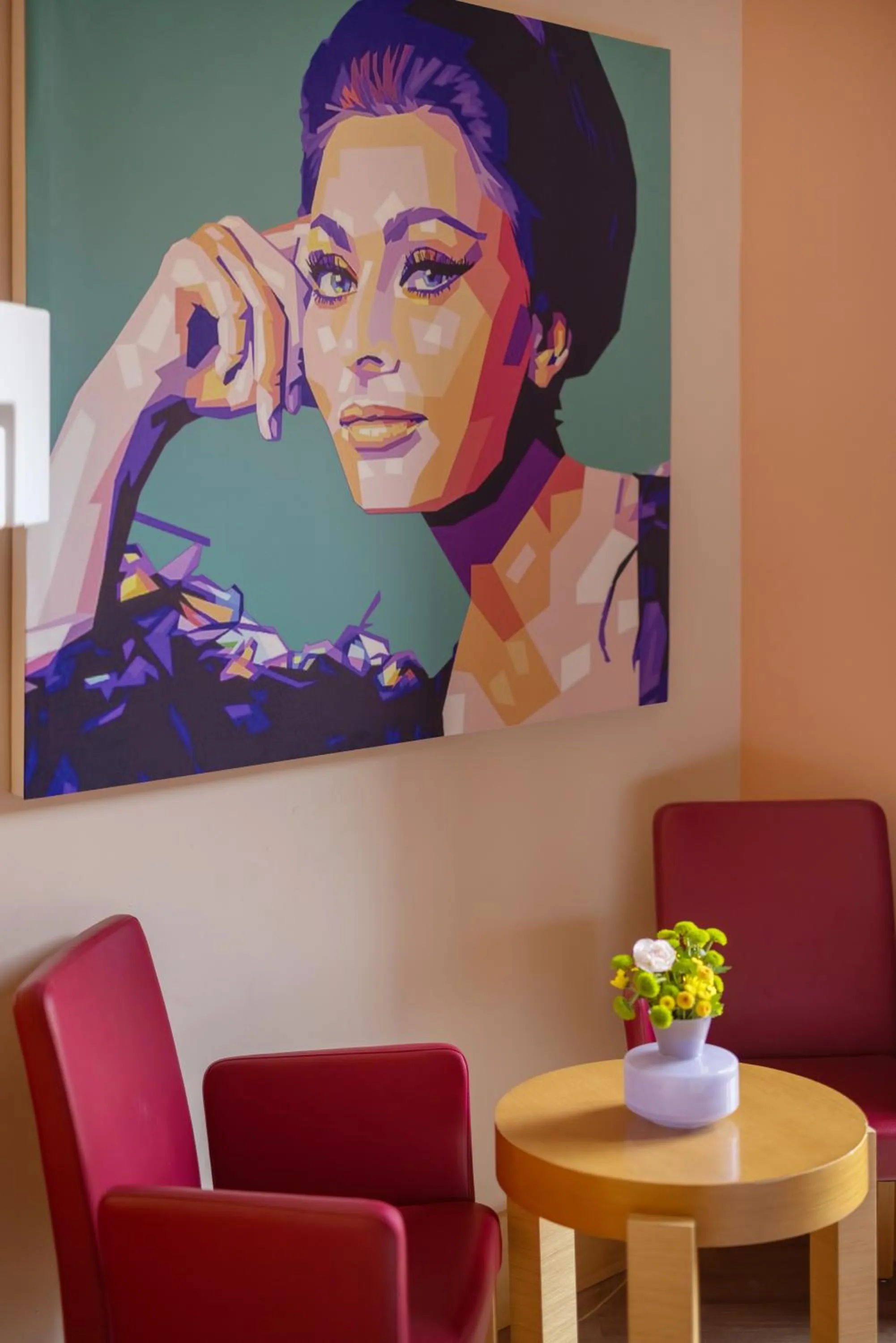 Decorative detail in UNA Hotels Napoli