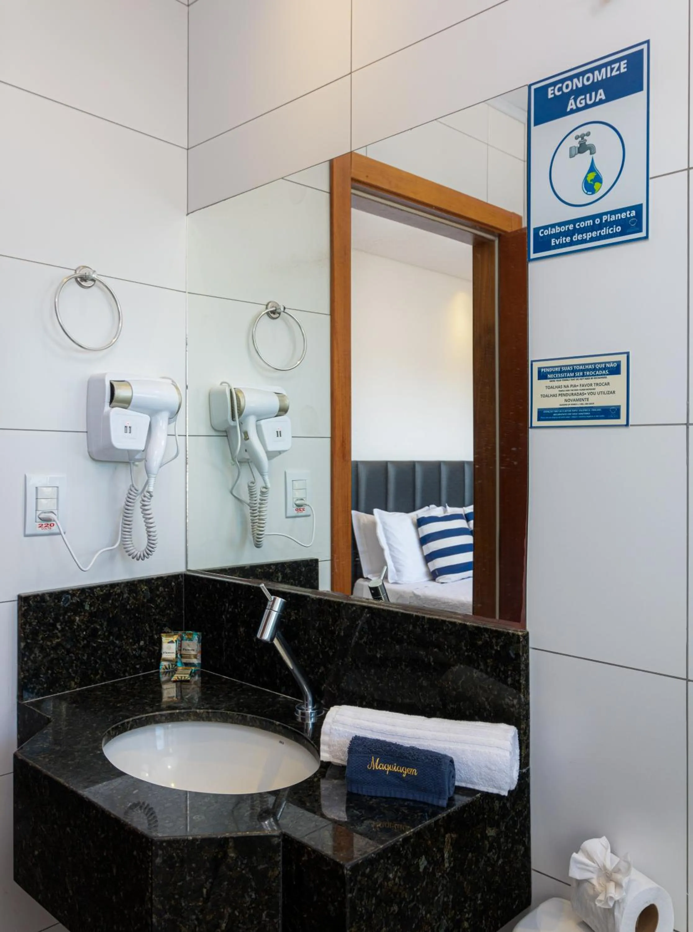 Toilet in Hotel Conchas