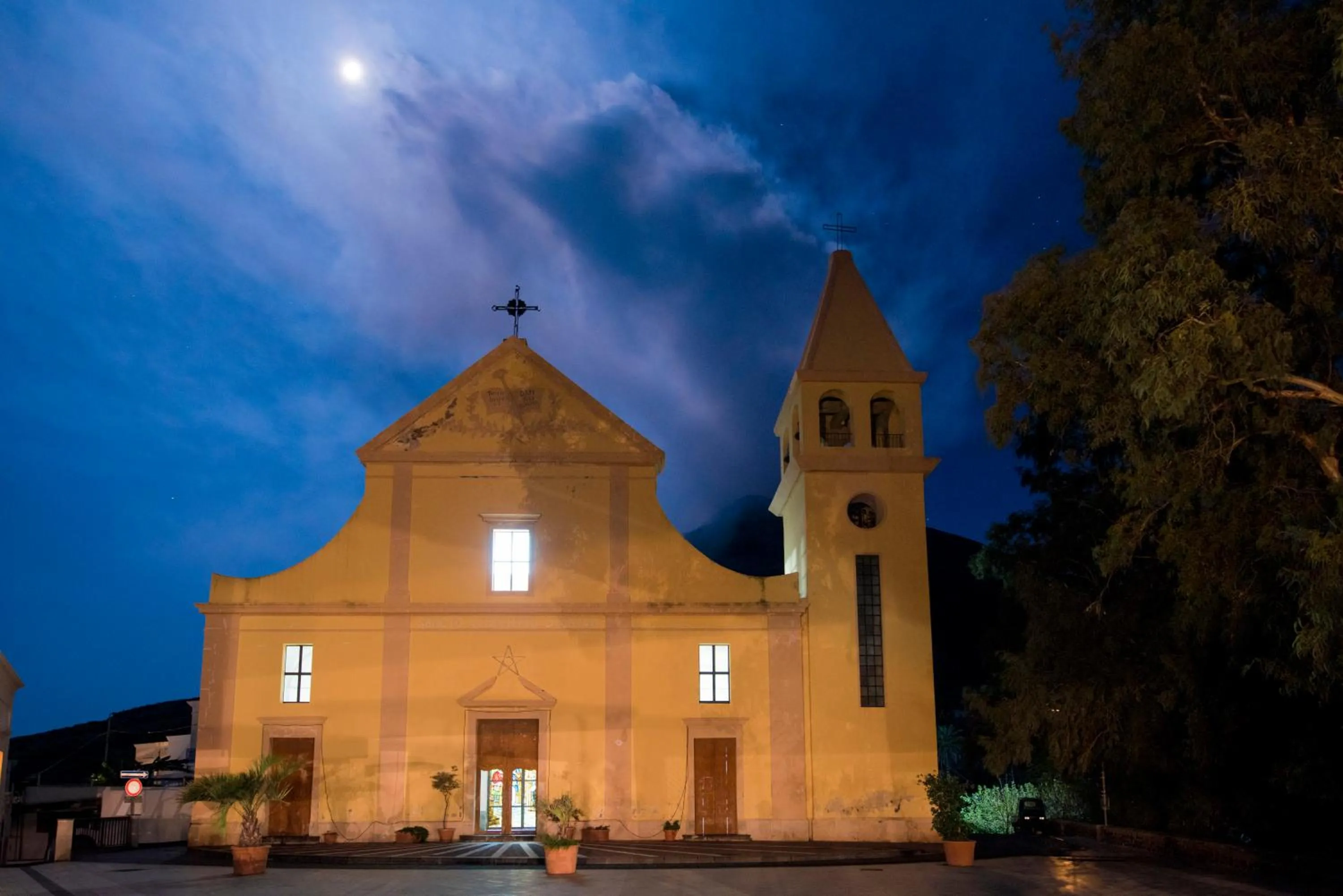 Neighbourhood in Hotel Ossidiana Stromboli Center