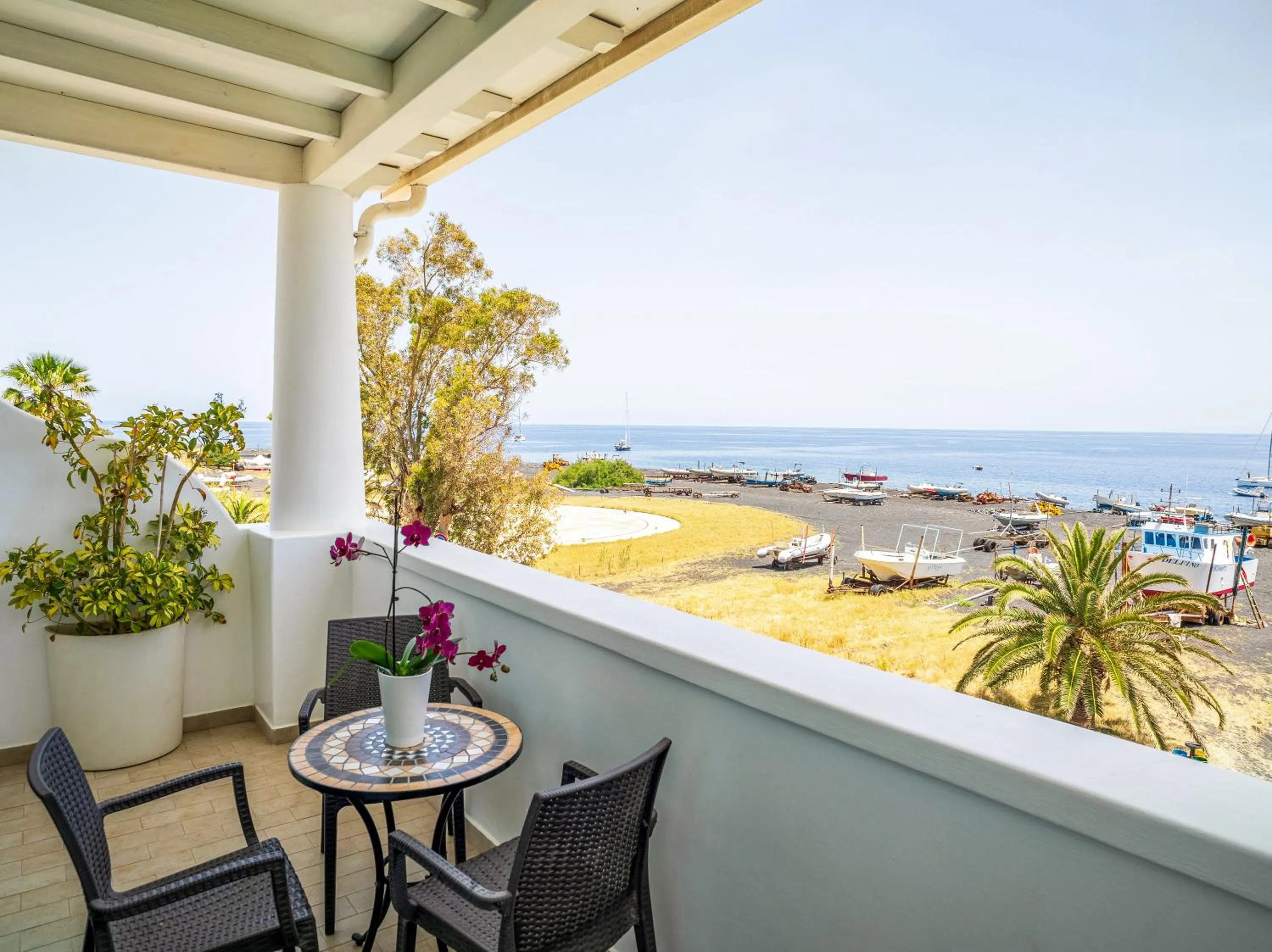 Balcony/Terrace in Hotel Ossidiana Stromboli Center