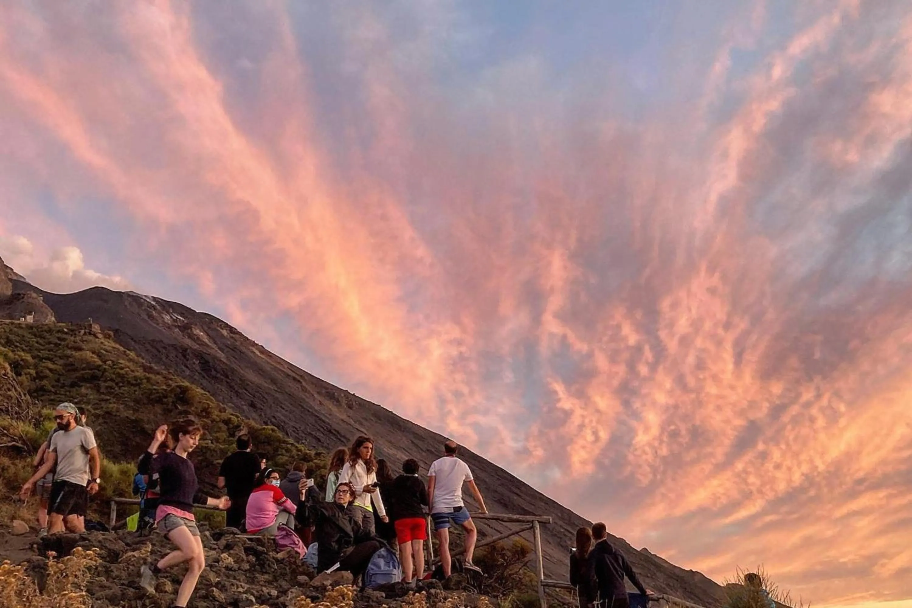 Hiking in Hotel Ossidiana Stromboli Center