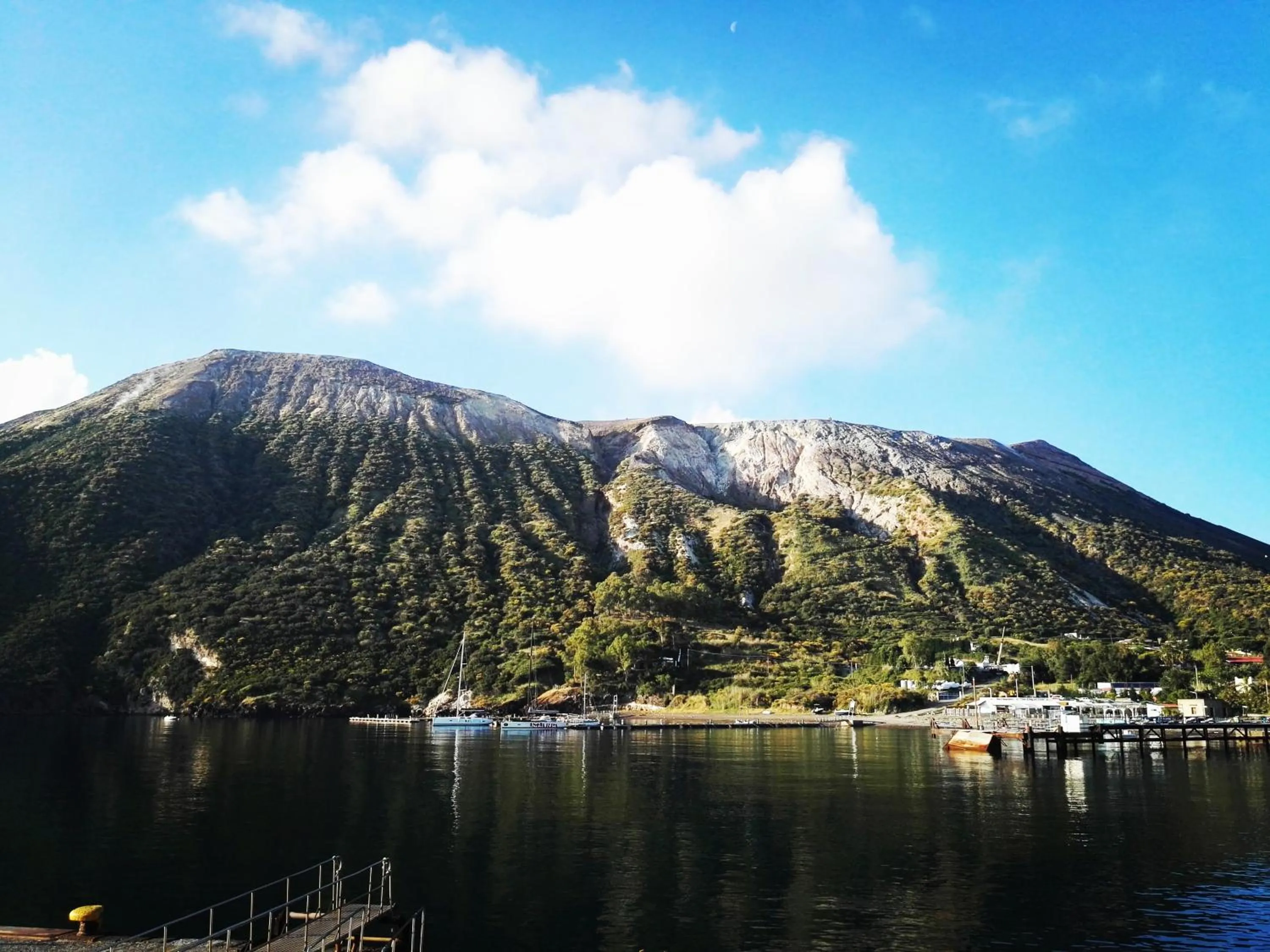 Nearby landmark in Hotel Eros