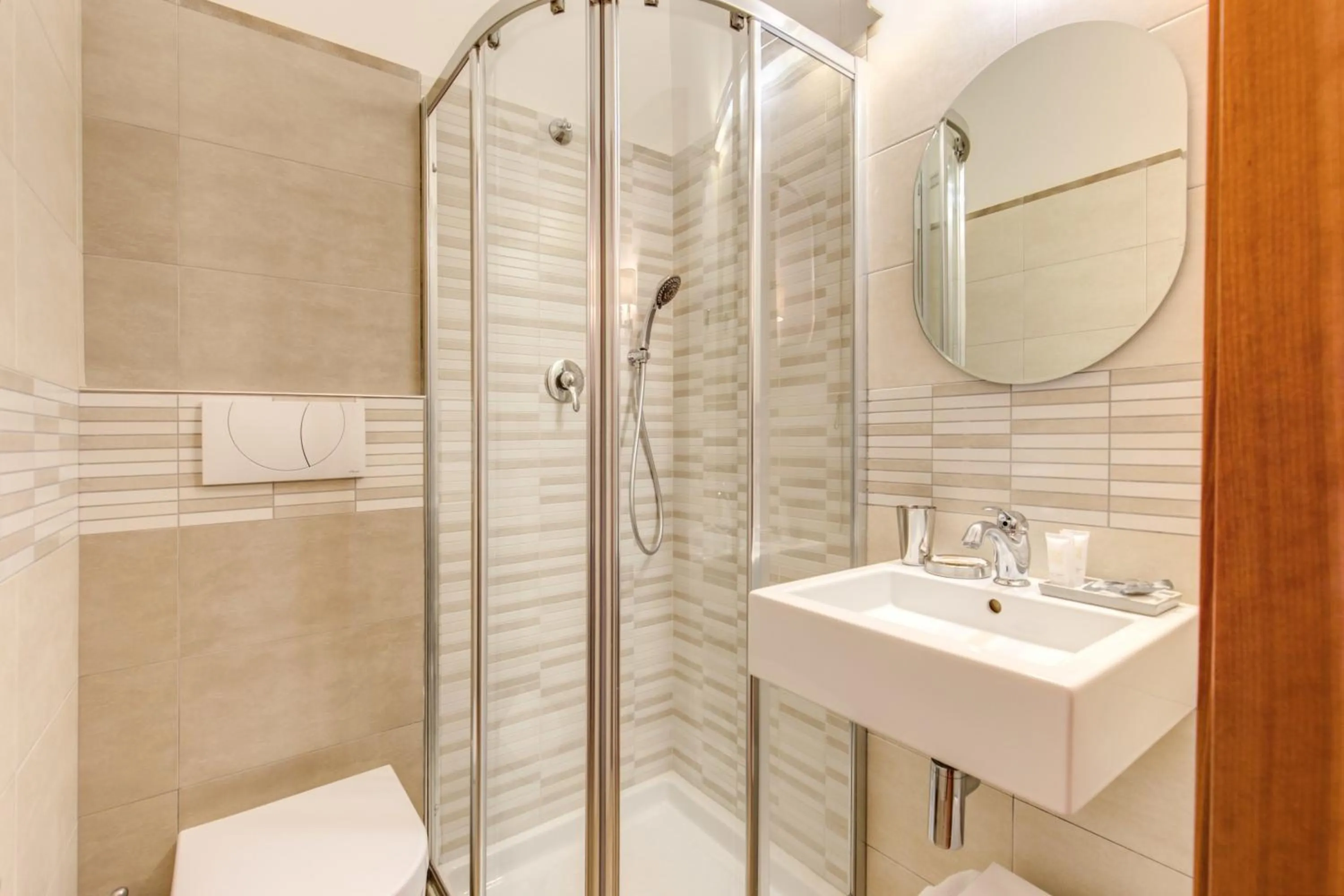 Bathroom in Hotel Gea Di Vulcano