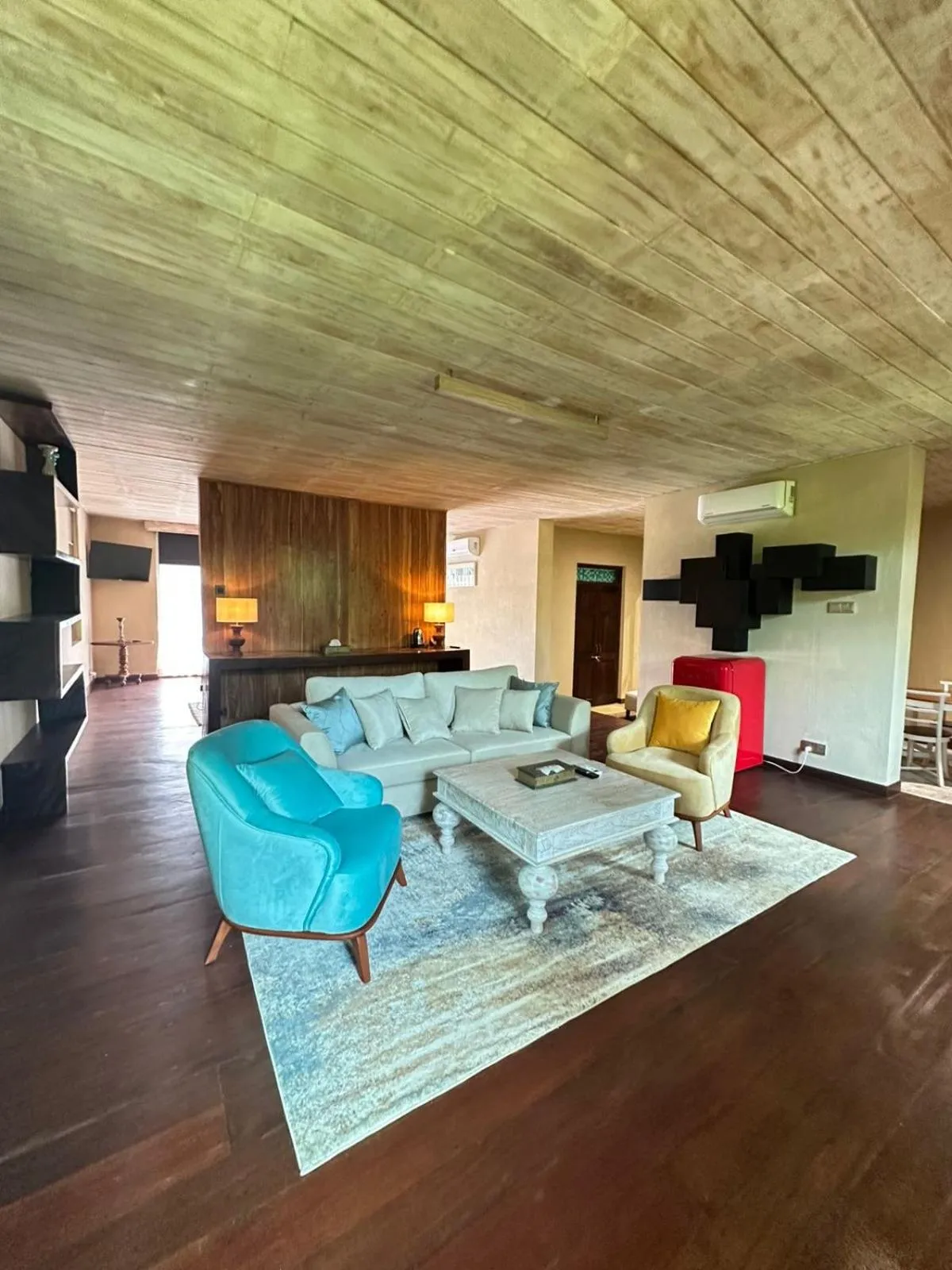 Seating area in NIKARA Luxury Beach House