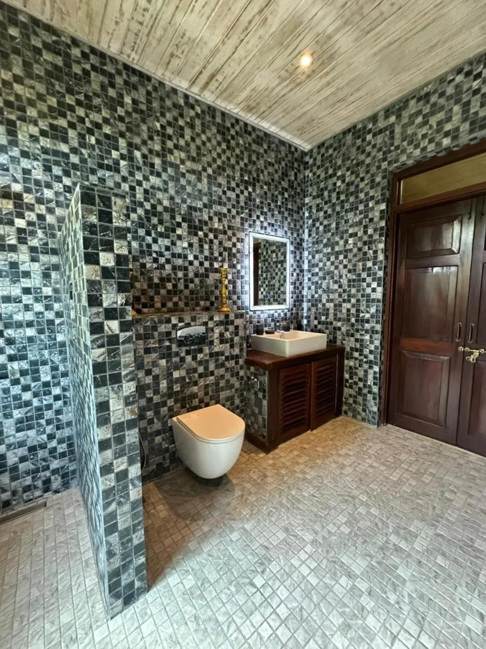 Bathroom in NIKARA Luxury Beach House
