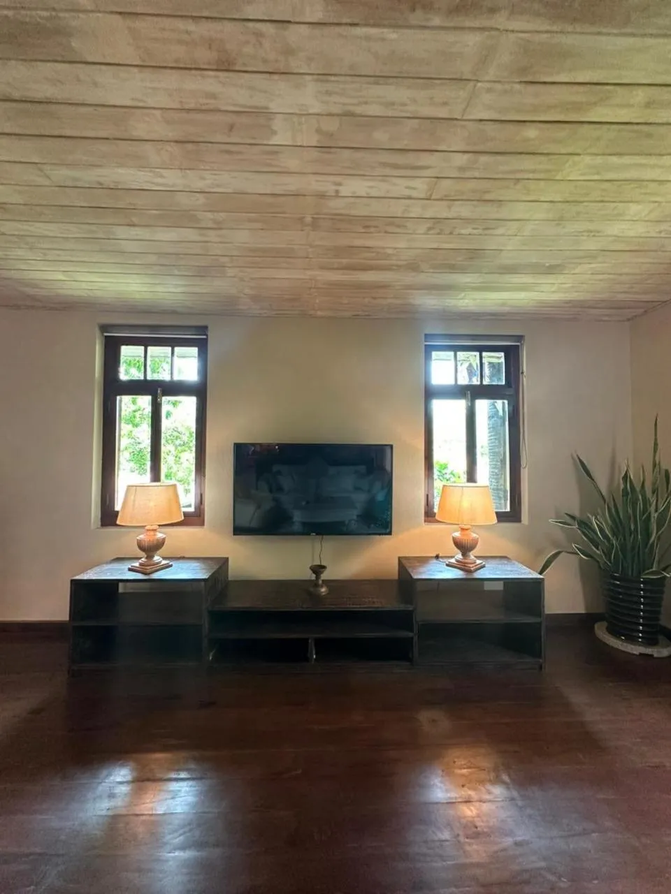 TV and multimedia in NIKARA Luxury Beach House