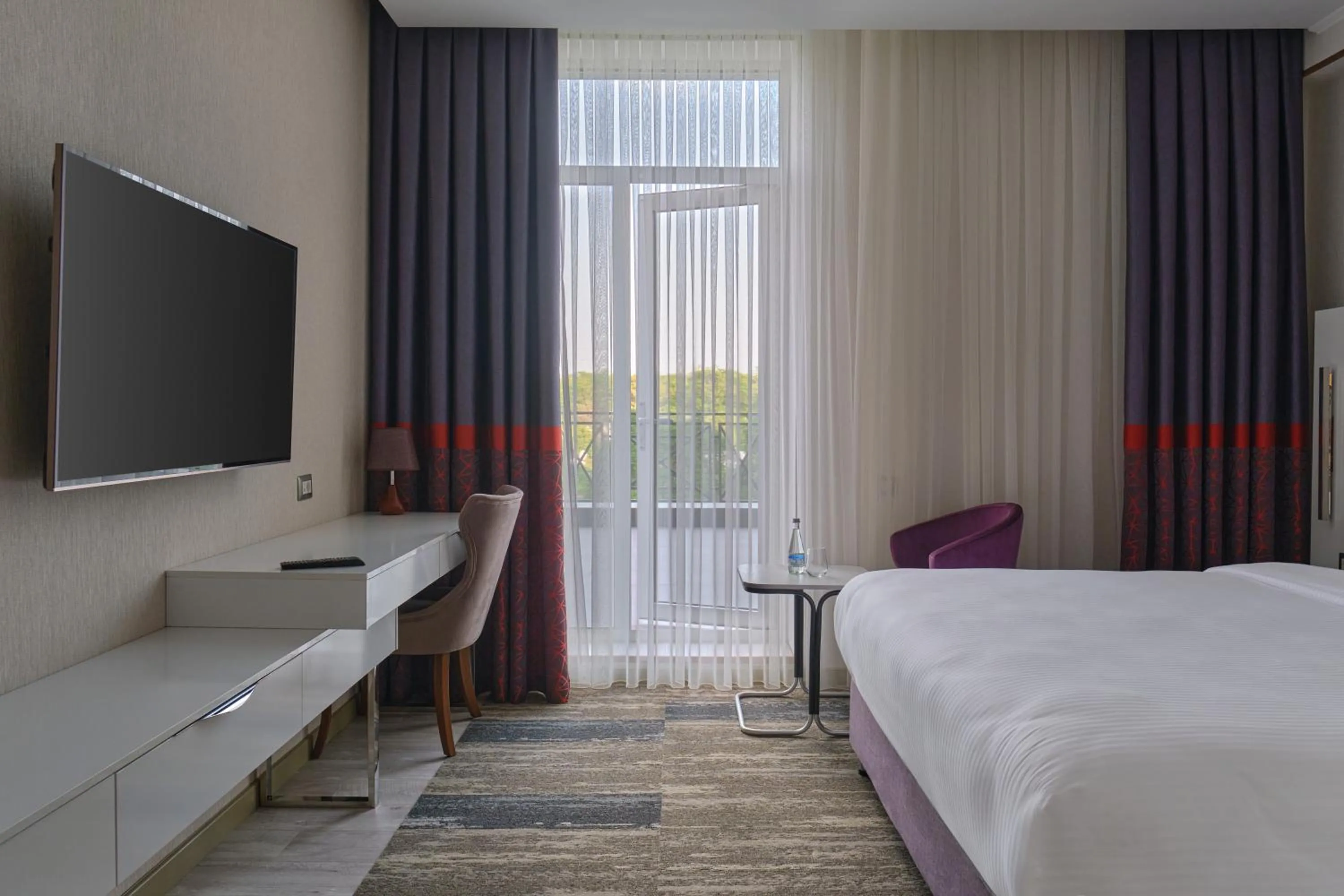 Bedroom, Bed in Panarams Tashkent Hotel, a member of Radisson Individuals