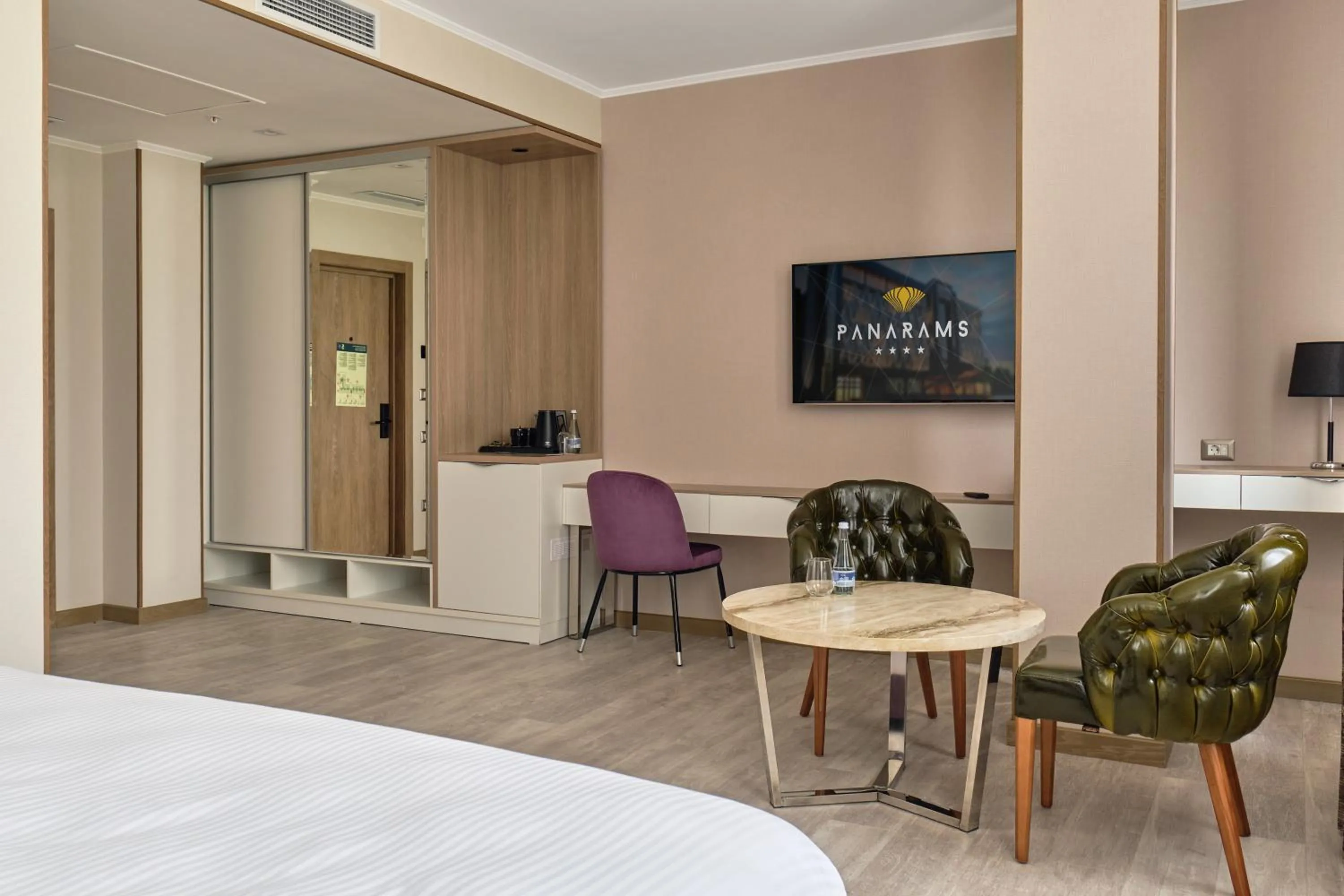 Bedroom, Bed in Panarams Tashkent Hotel, a member of Radisson Individuals