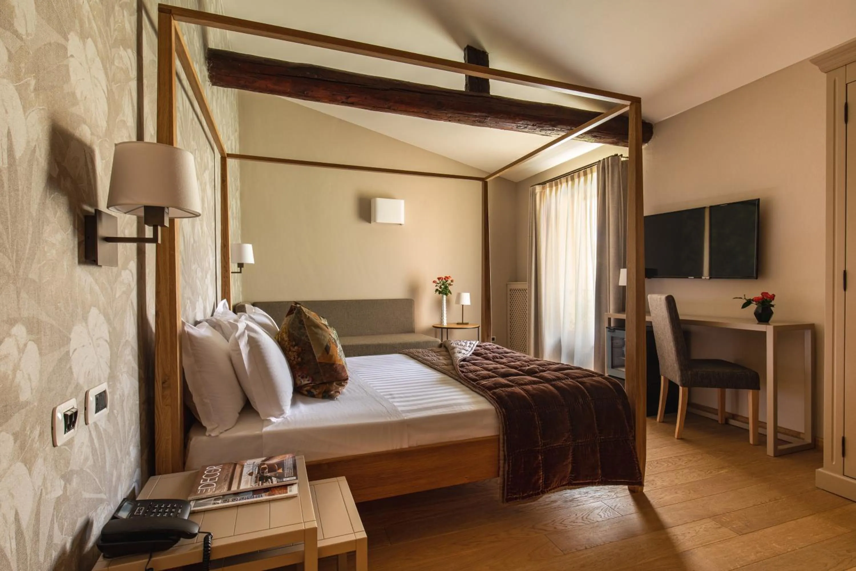 Photo of the whole room, Bed in Hotel Porta San Mamolo