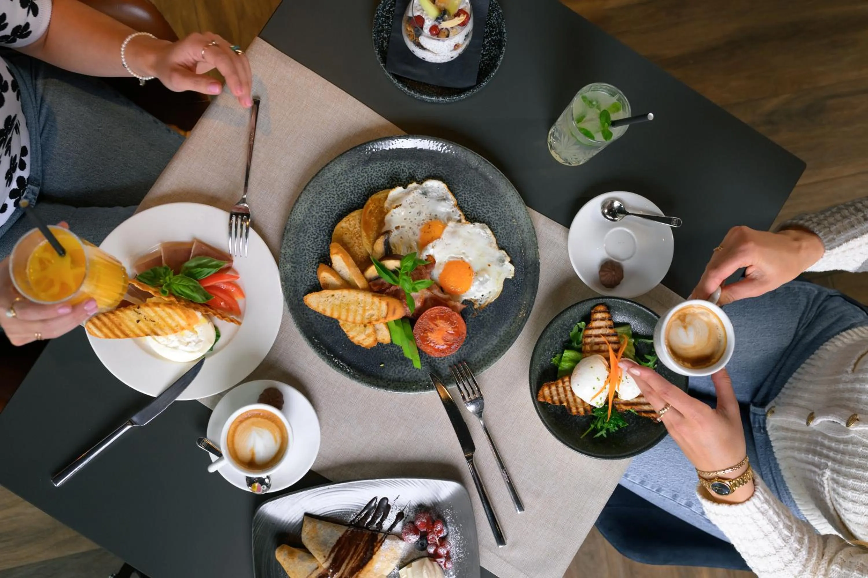 Food and drinks in Hotel A'mare