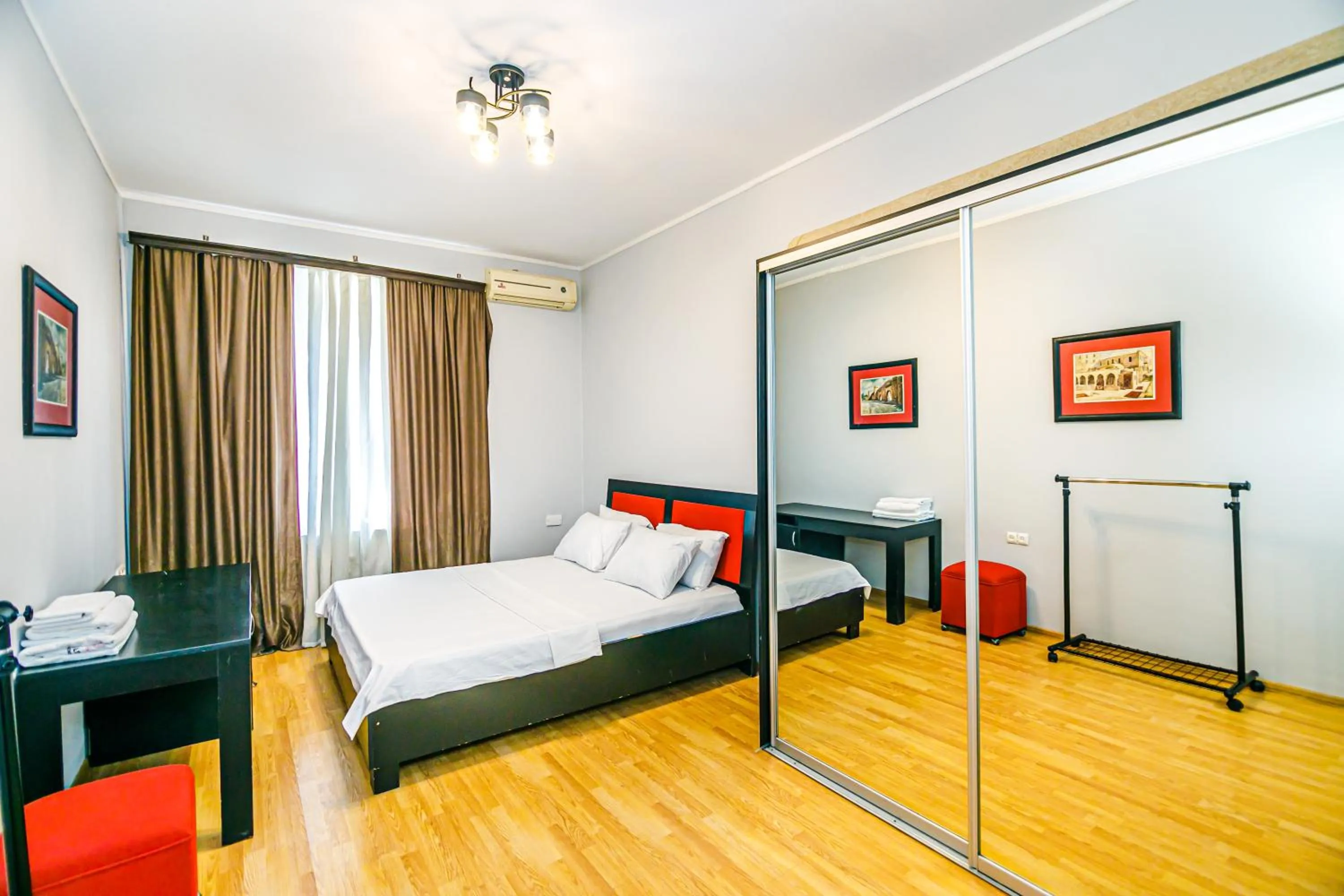 Bedroom, Bed in Azneft Garden Apartment