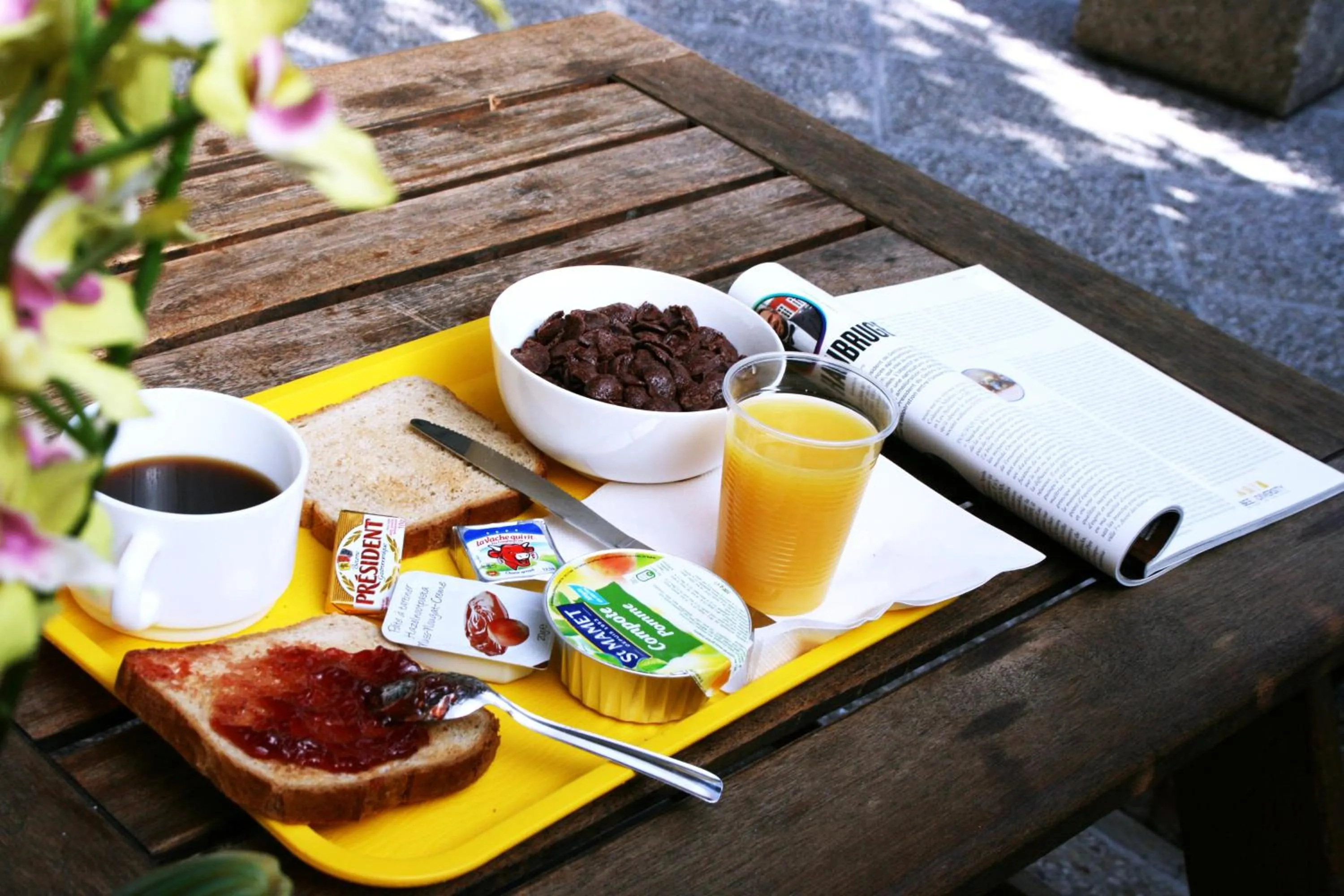 Buffet breakfast in Class'Eco Namur