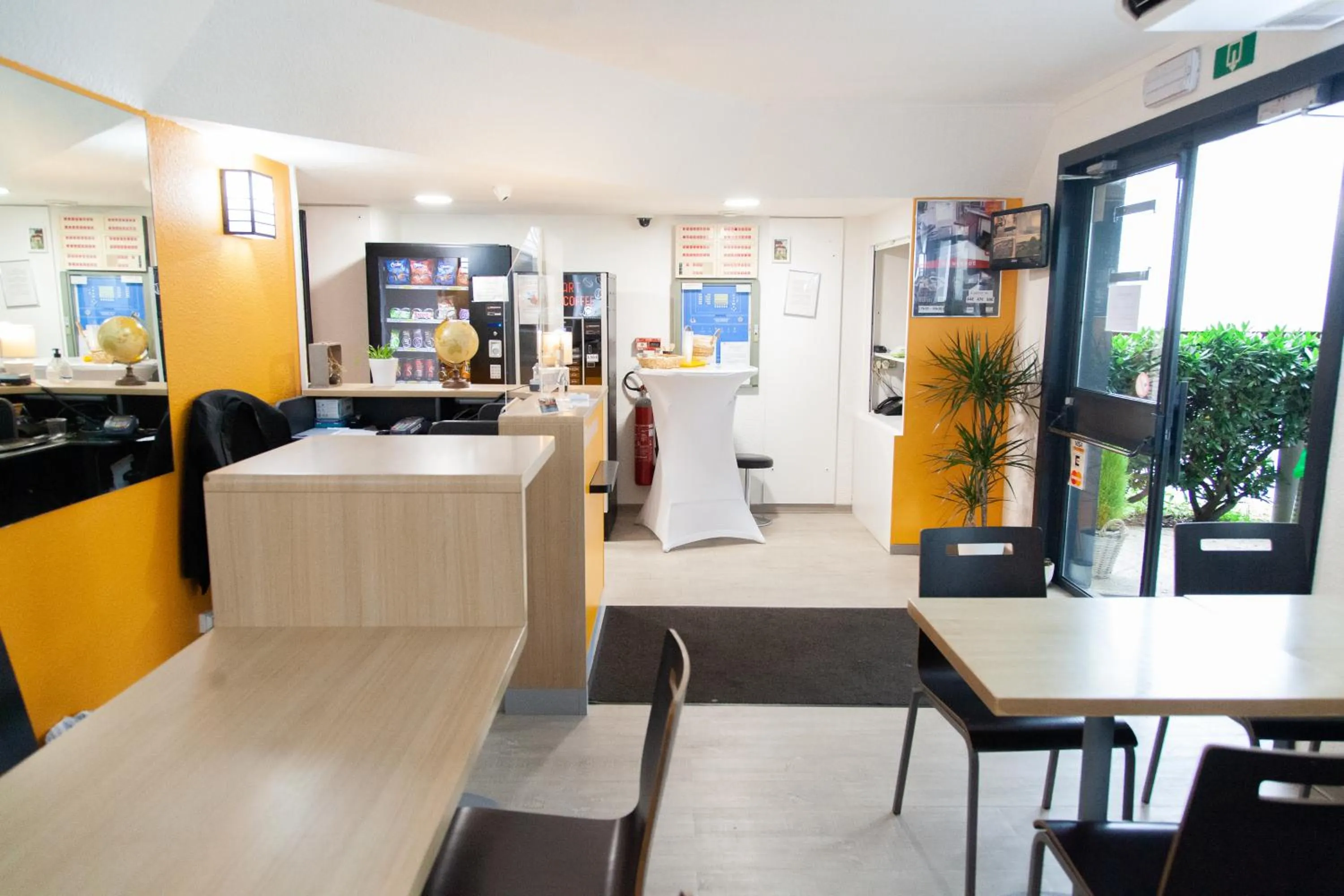 Lobby or reception in Class'Eco Namur