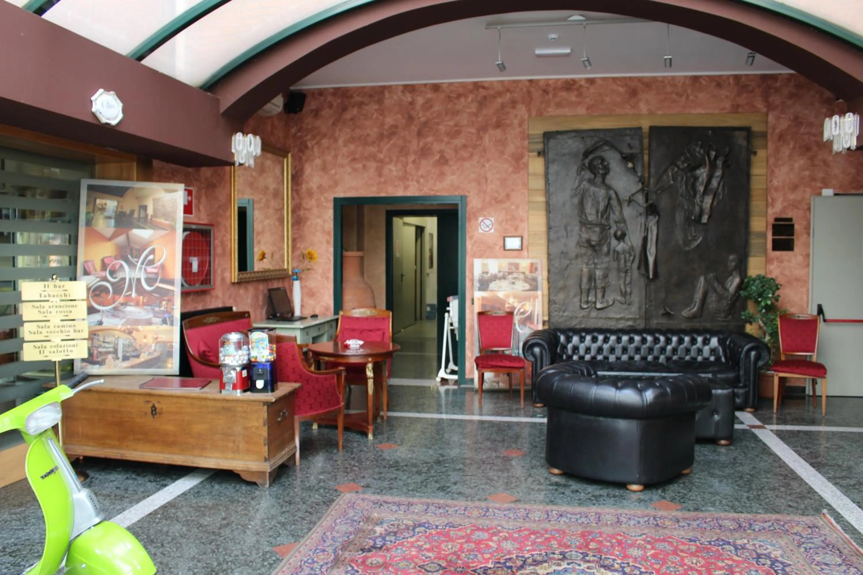 Restaurant/places to eat in Da Mariuccia