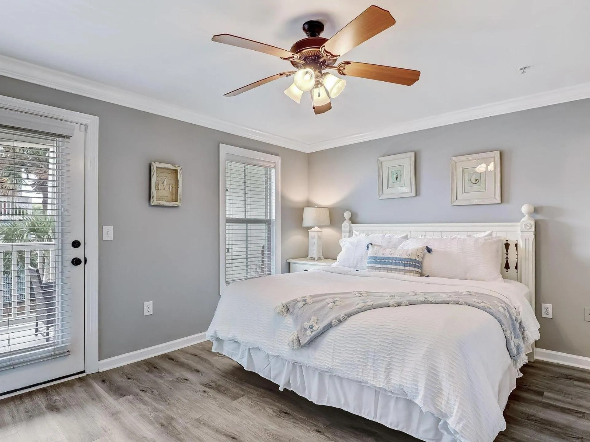 Bed in Pelican's Landing 103