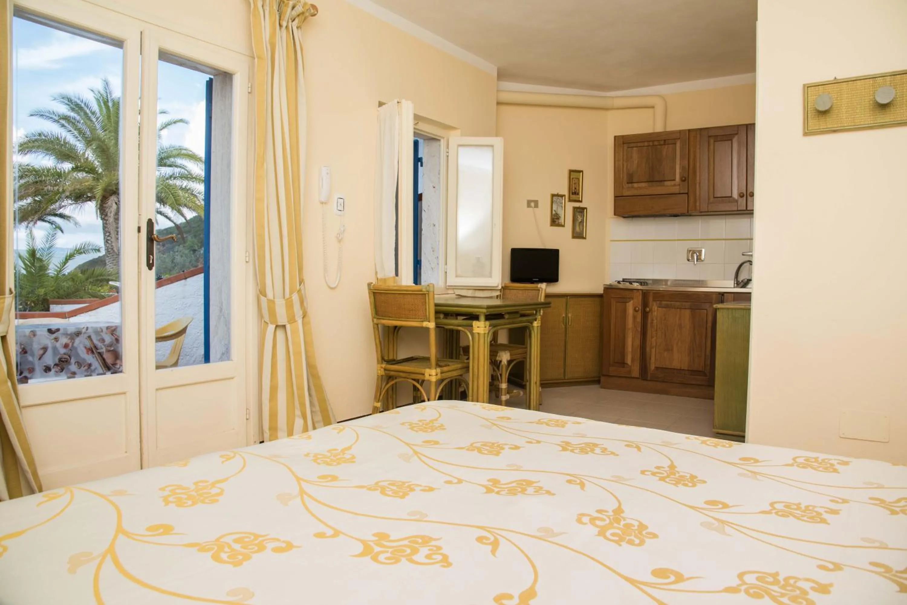 Bed in Residential Hotel Villaggio Innamorata