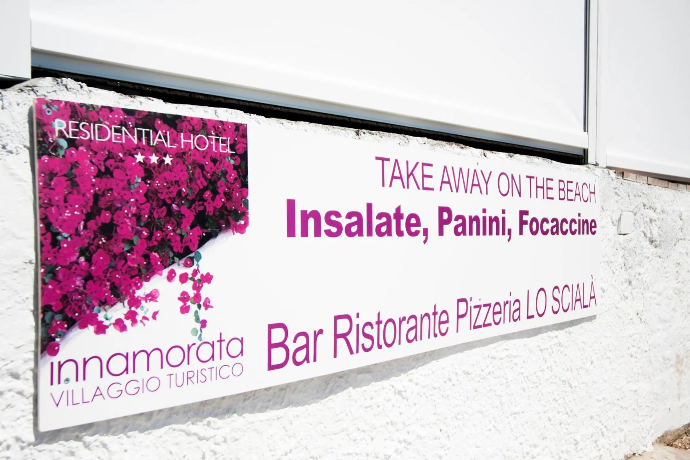 Lounge or bar in Residential Hotel Villaggio Innamorata