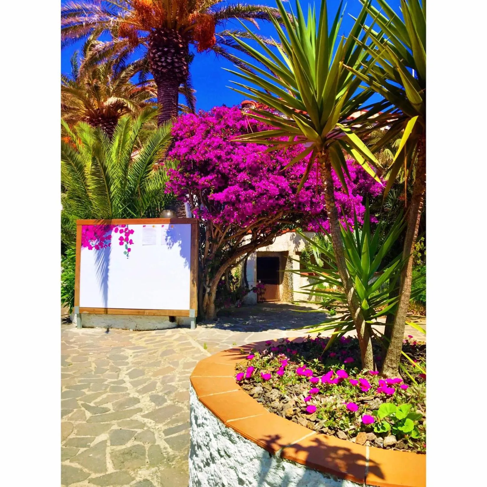 Spring in Residential Hotel Villaggio Innamorata